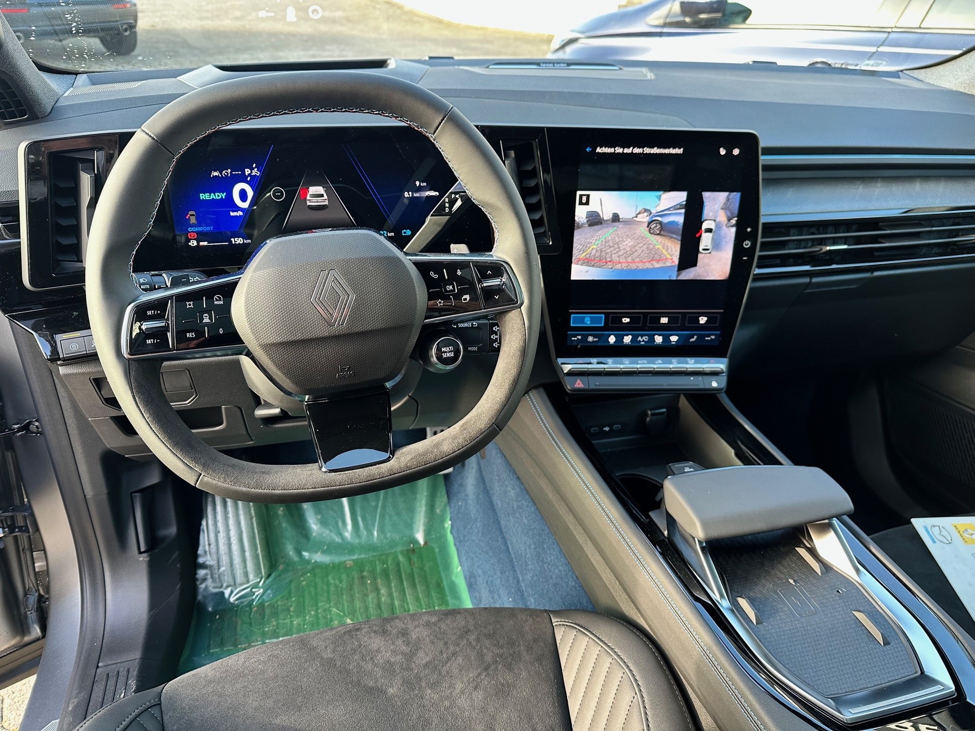 RENAULT Rafale 1.2 E-Tech Plug-in Hybrid 300 4x4 Atelier Alpine-image-6
