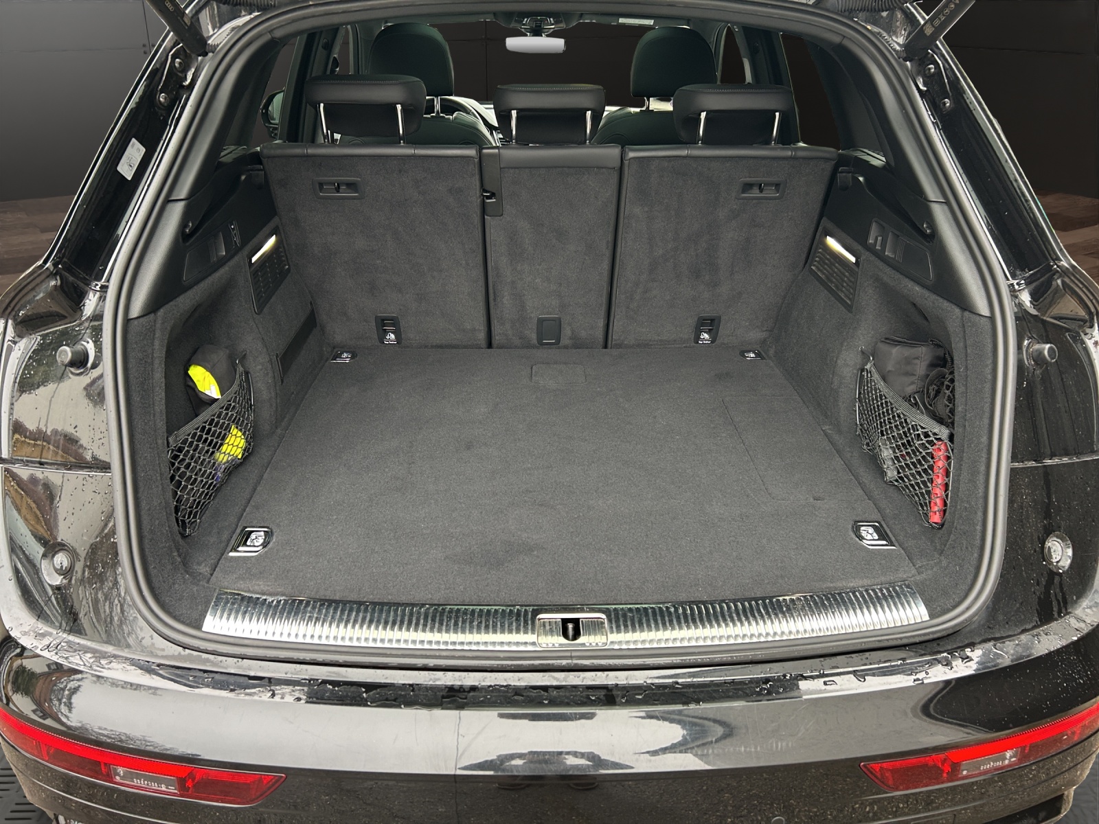 AUDI Q5 50 TFSI e PHEV S line quattro S-tronic-image-17