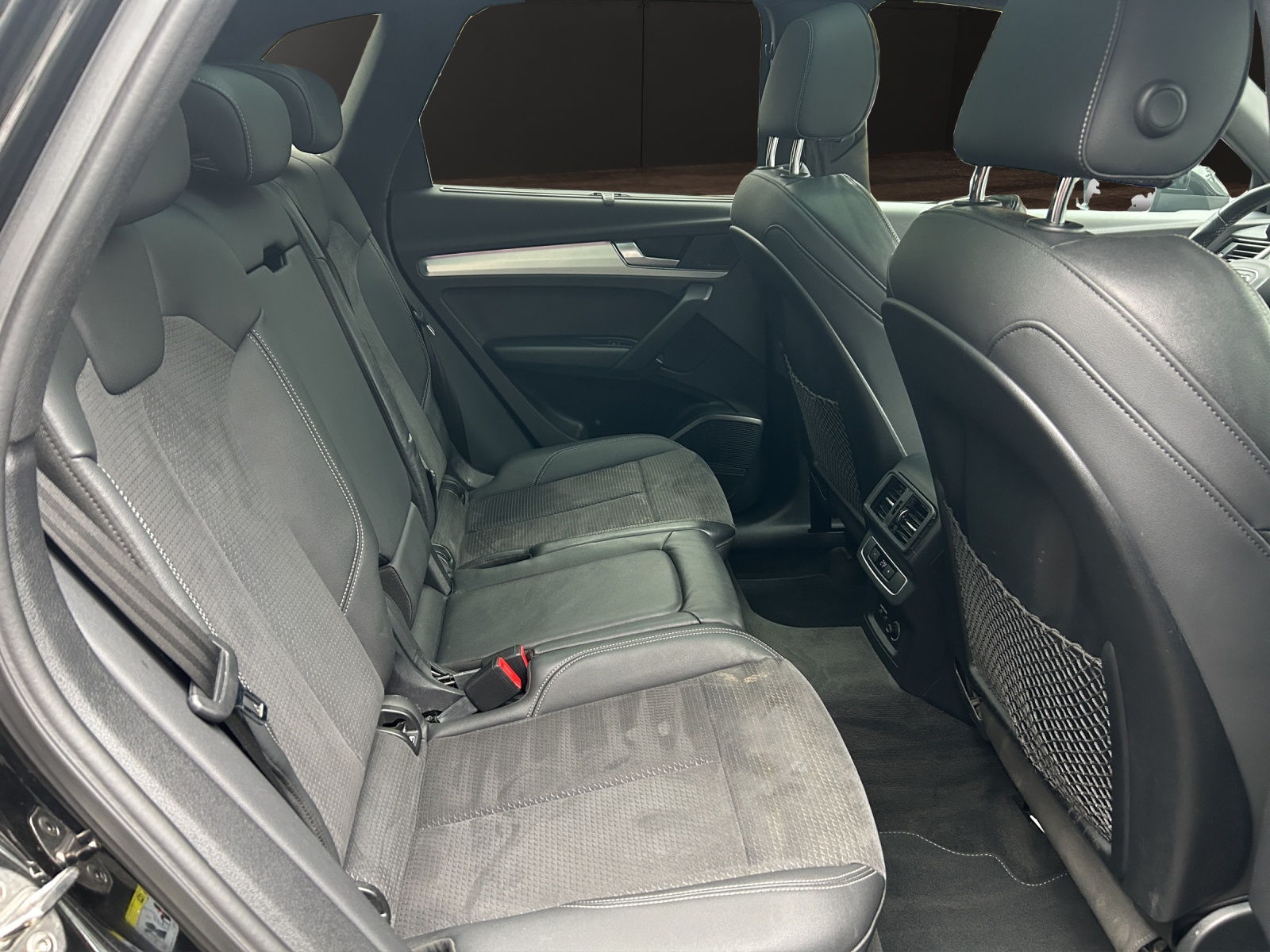 AUDI Q5 50 TFSI e PHEV S line quattro S-tronic-image-16
