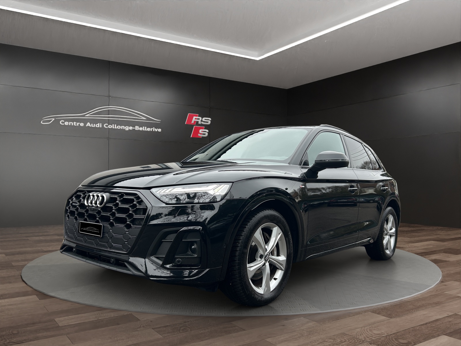 AUDI Q5 50 TFSI e PHEV S line quattro S-tronic-image-0