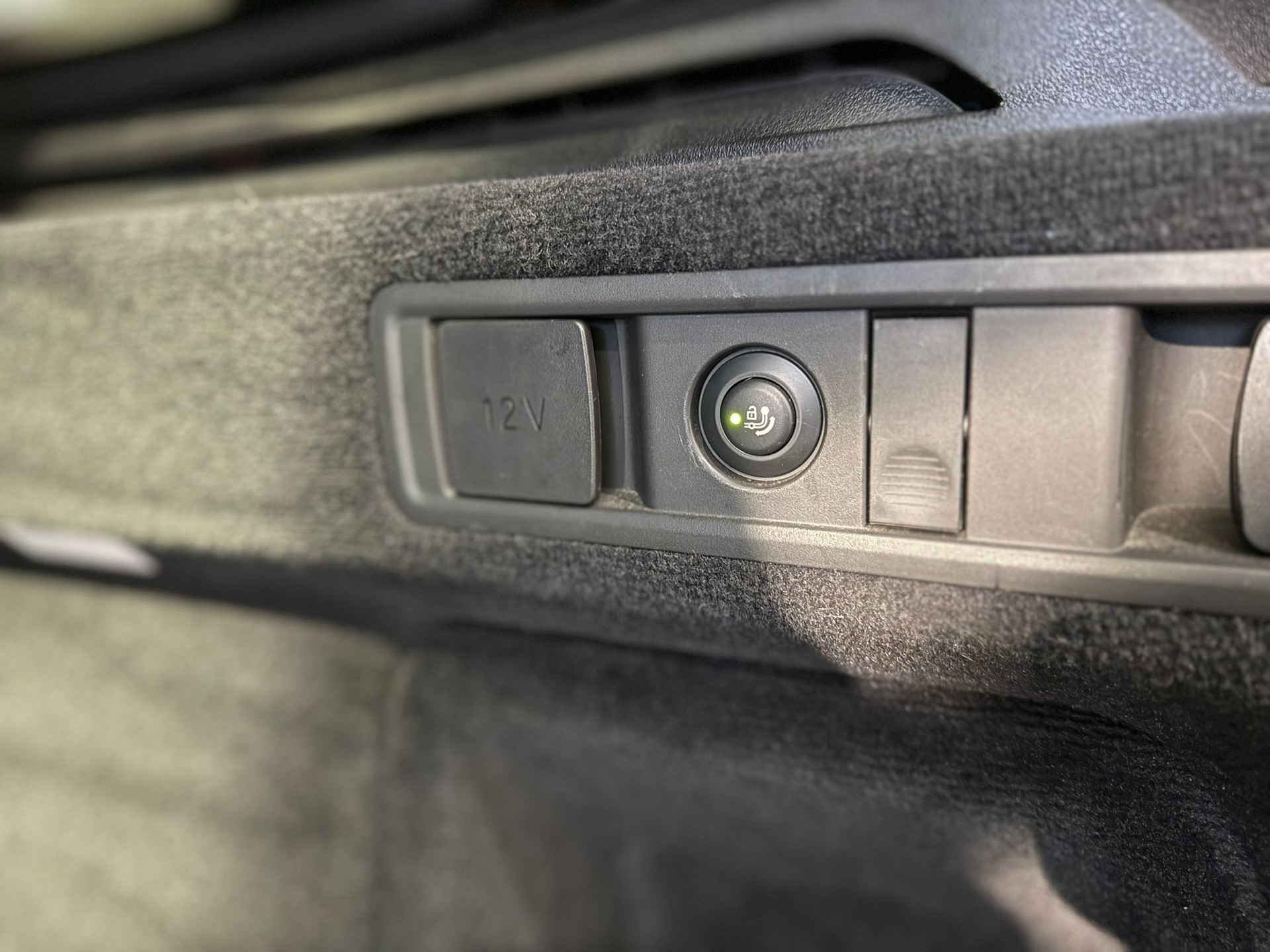 BMW X5 xDrive M50d Steptronic-image-18