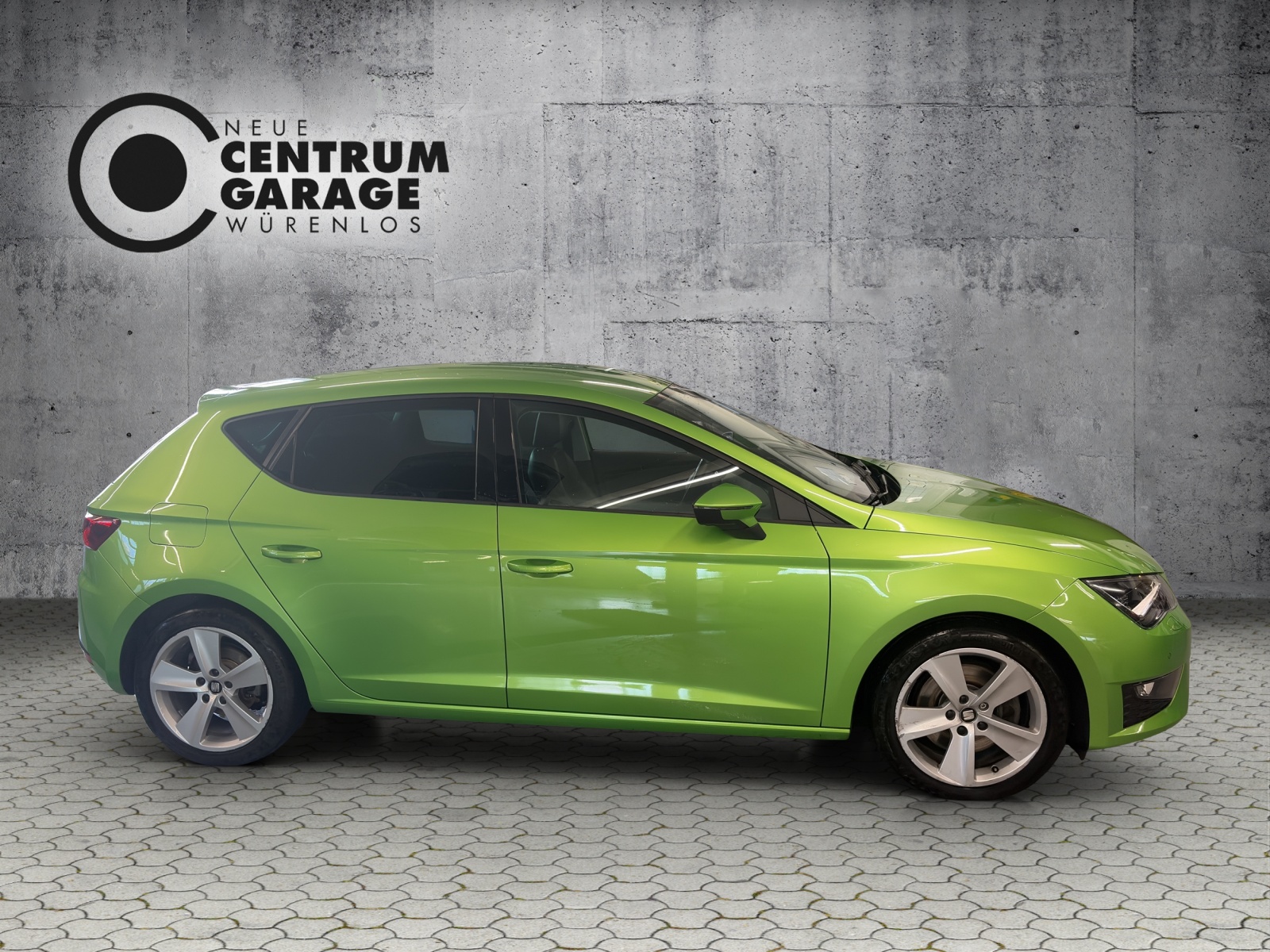 SEAT Leon 2.0 TDI FR Viva-showroom-element-2