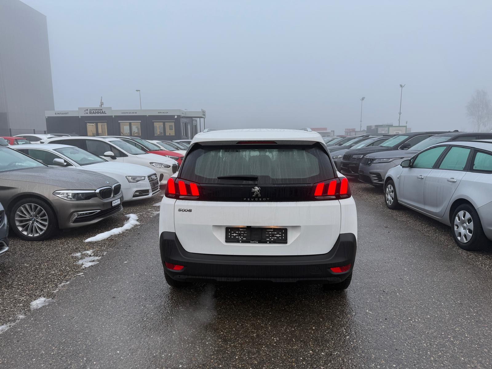 PEUGEOT 5008 1.5 BlueHDi Business Line-image-6