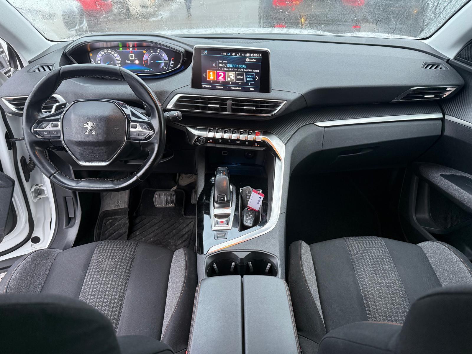 PEUGEOT 5008 1.5 BlueHDi Business Line-image-8