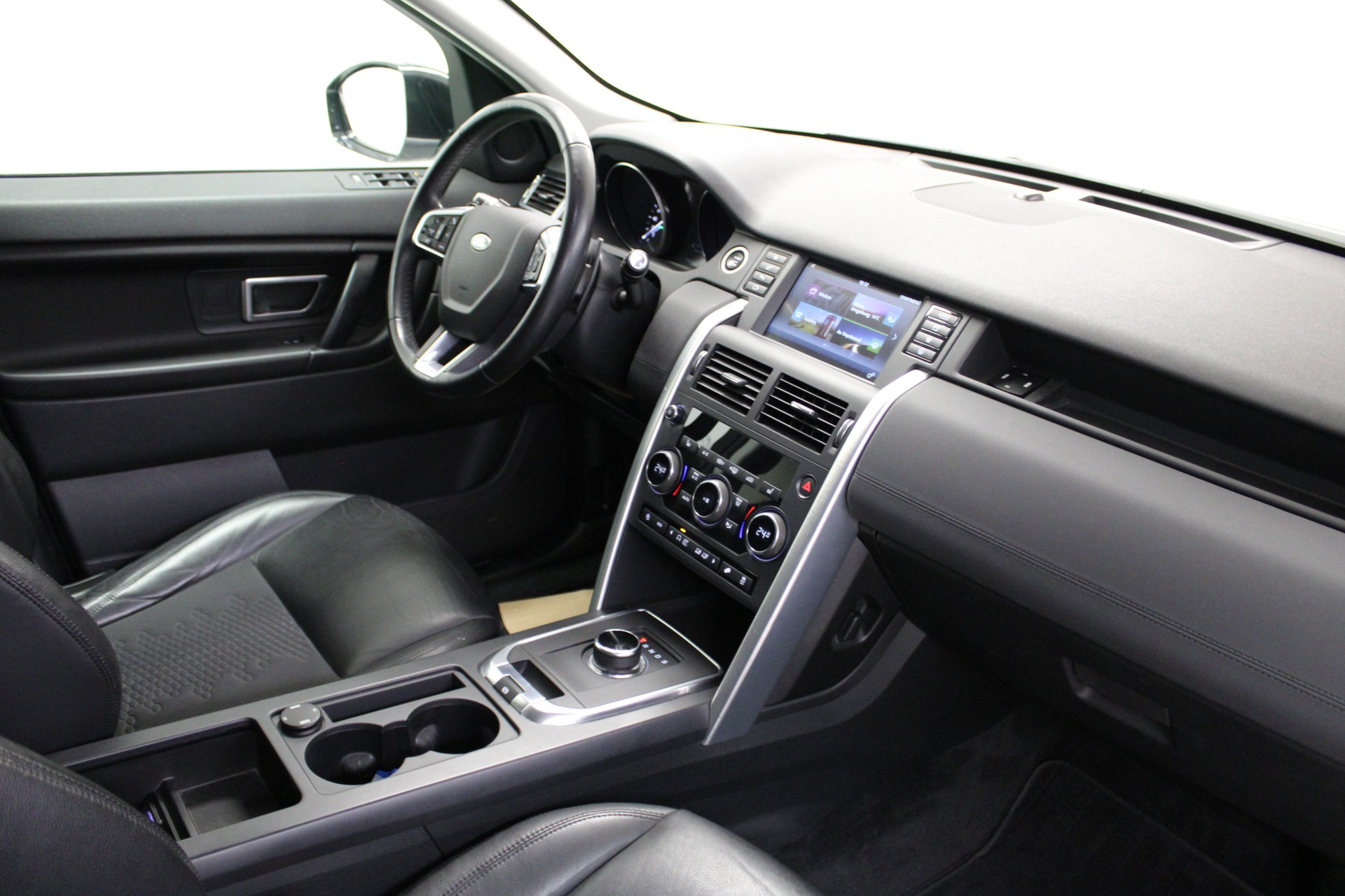 LAND ROVER Discovery Sport 2.0 Si4 Pure AT9-image-5