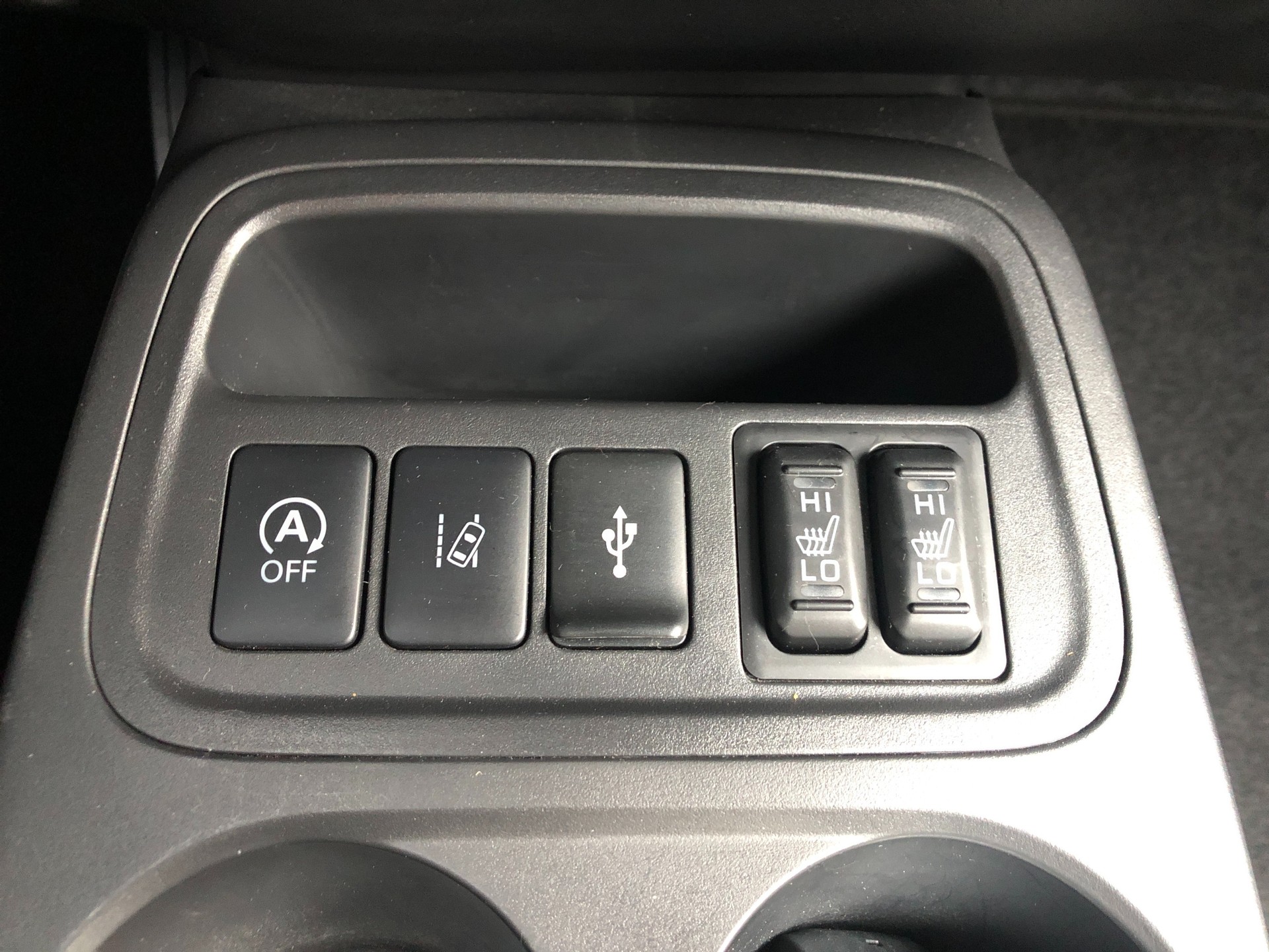 MITSUBISHI Space Star 1.2 Diamond CVT-image-14
