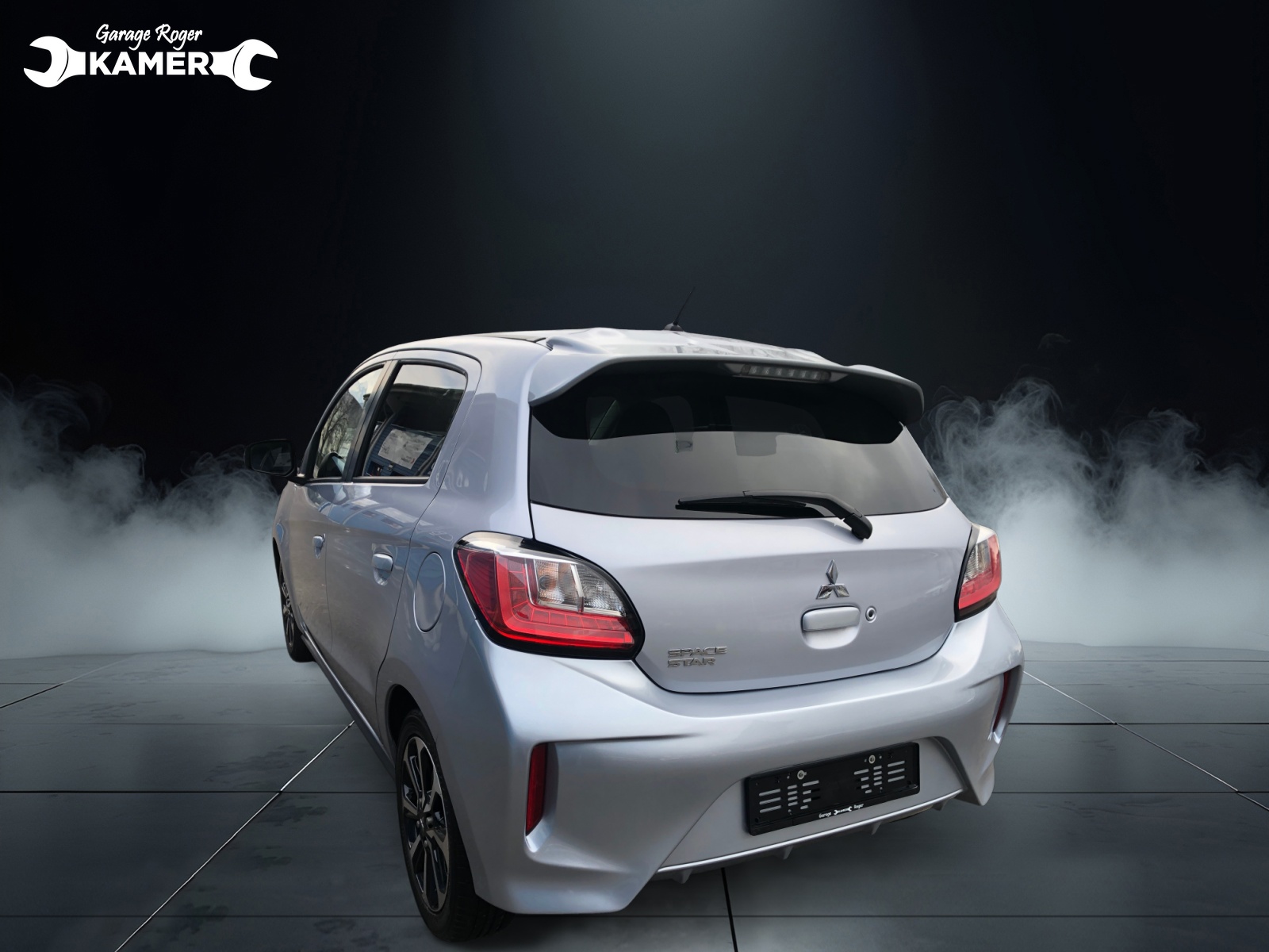 MITSUBISHI Space Star 1.2 Diamond CVT-showroom-element-3
