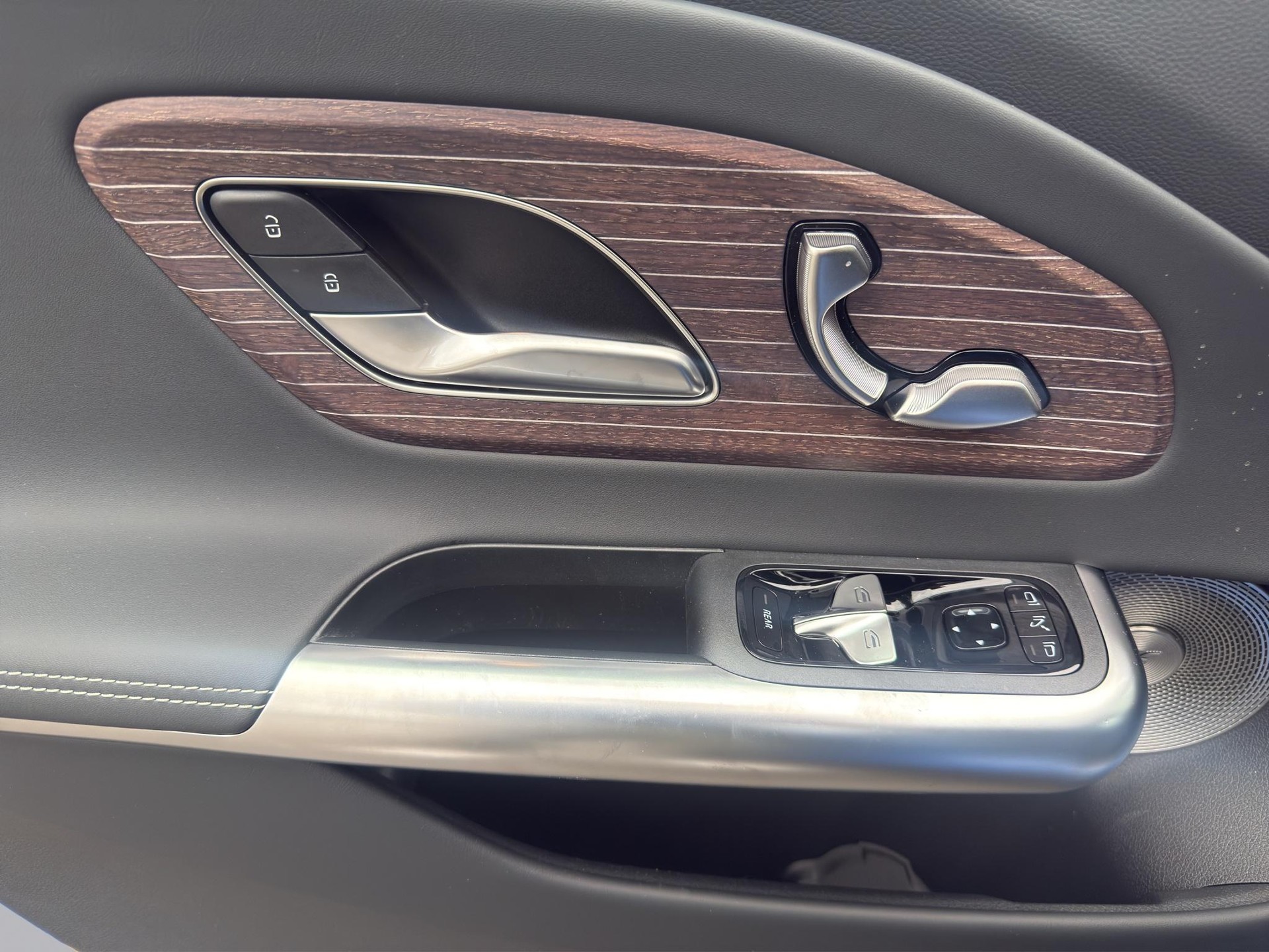 MERCEDES-BENZ CLA 220 AMG Line 4matic-image-9