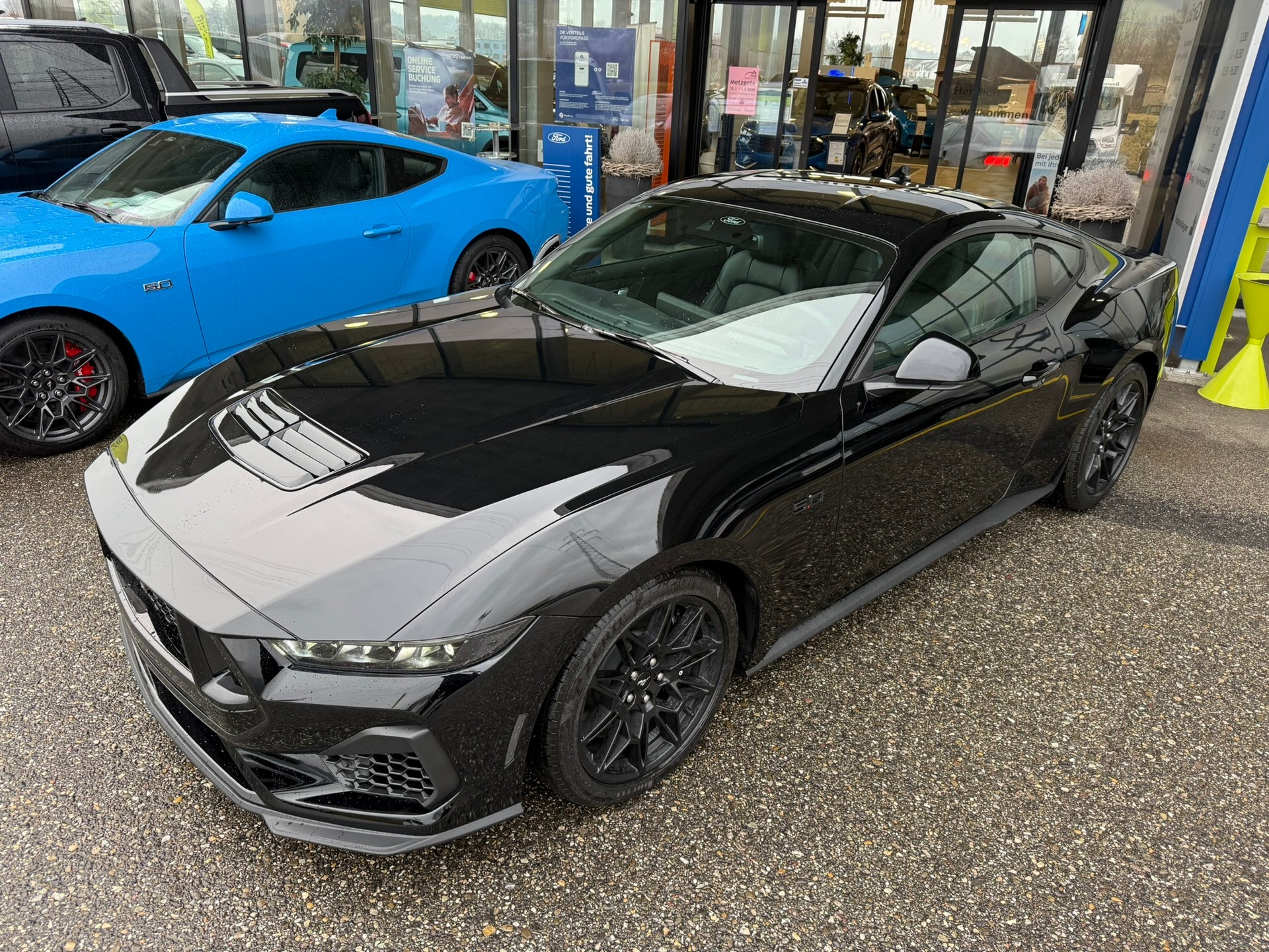 FORD Mustang Fastback 5.0 V8 GT Automat FULL BLACK-image-2