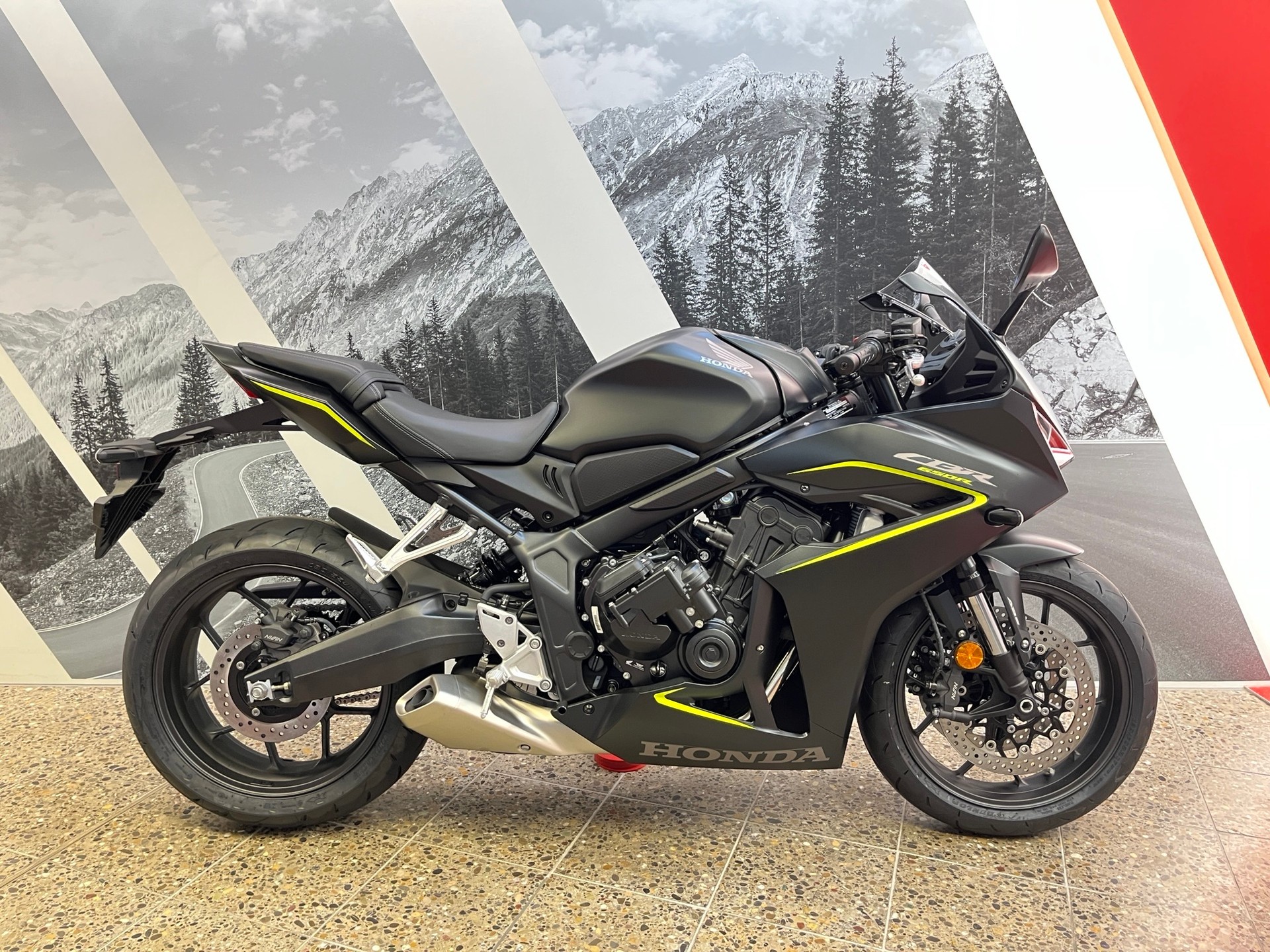 HONDA CBR 650 R E-Clutch; auch 35KW möglich