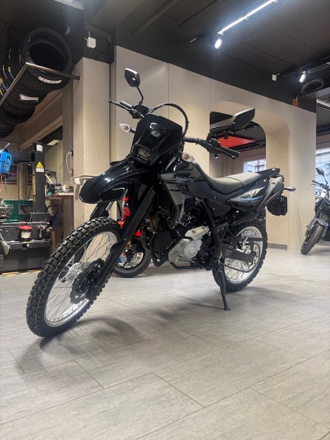 YAMAHA WR 125-showroom-element-1