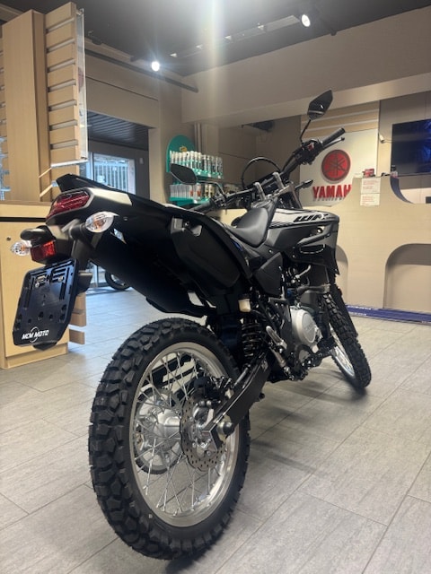 YAMAHA WR 125-showroom-element-2