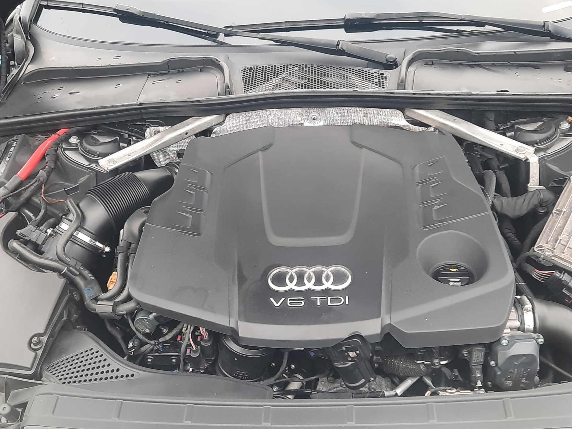 AUDI A4 Avant 3.0 TDI Sport quattro tiptronic-image-5