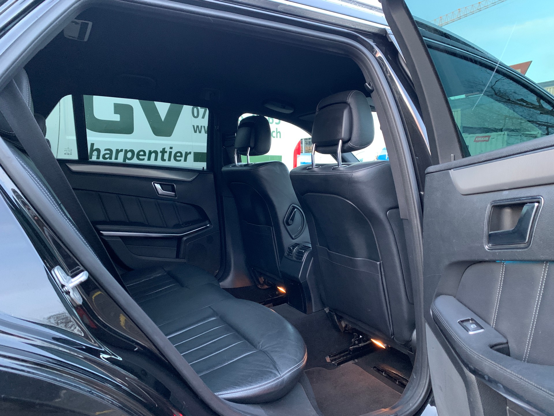 MERCEDES-BENZ E 250 CDI Avantgarde 4Matic 7G-Tronic-image-9