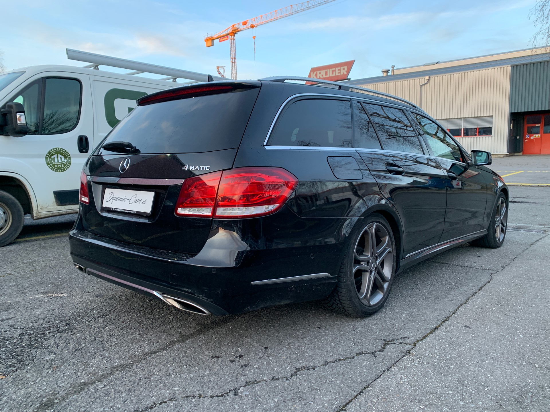 MERCEDES-BENZ E 250 CDI Avantgarde 4Matic 7G-Tronic-image-3