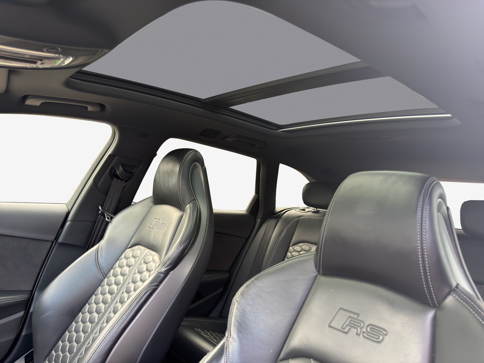 AUDI RS4 Avant 2.9 TFSI quattro tiptronic-image-13