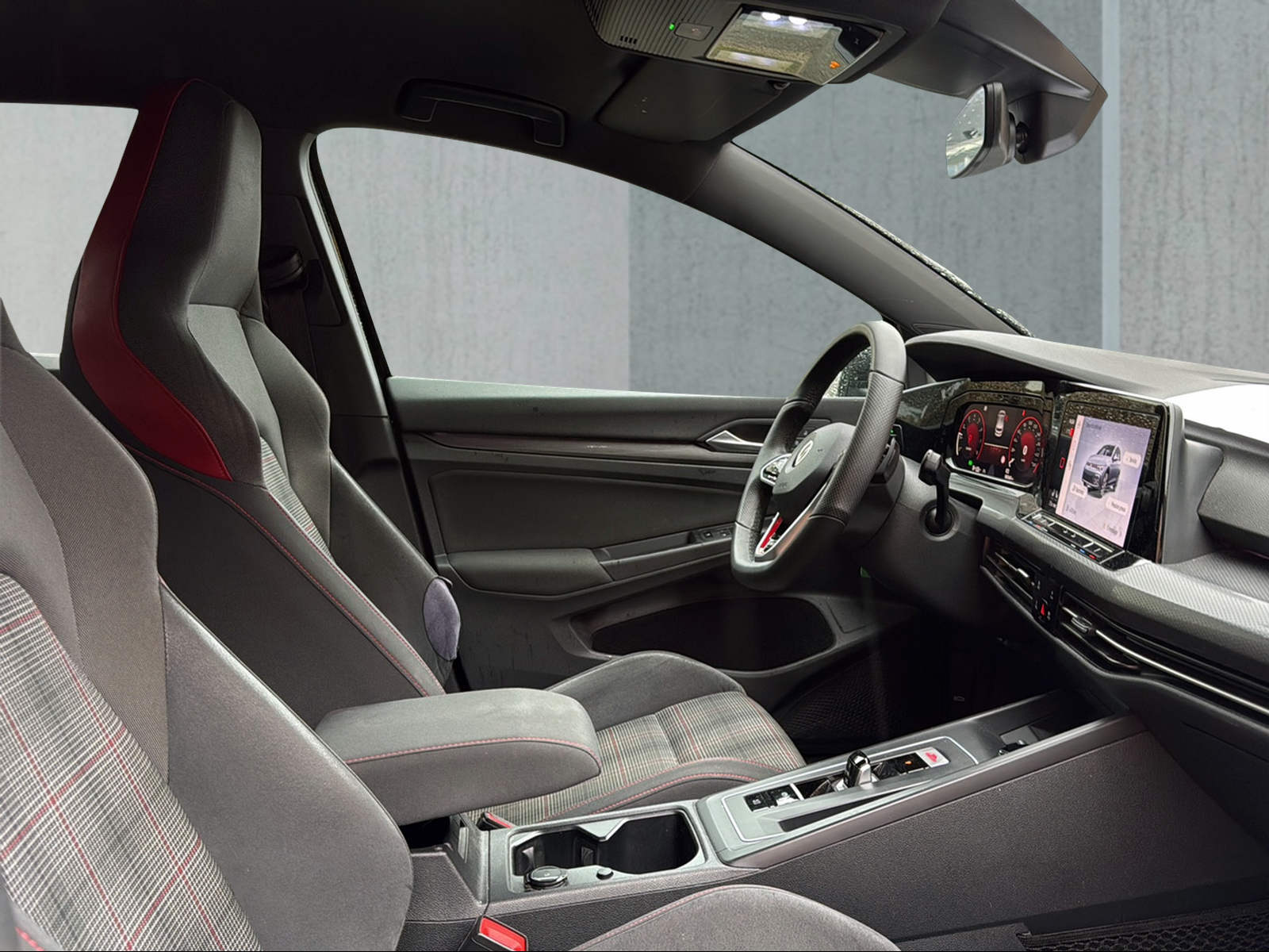 VW Golf 2.0 TSI GTI DSG-image-8