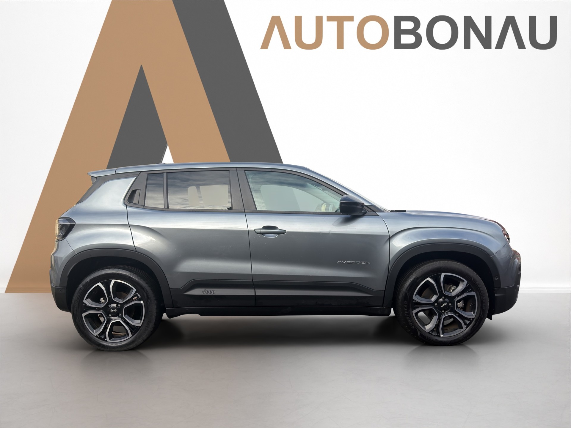 JEEP Avenger Summit-image-5