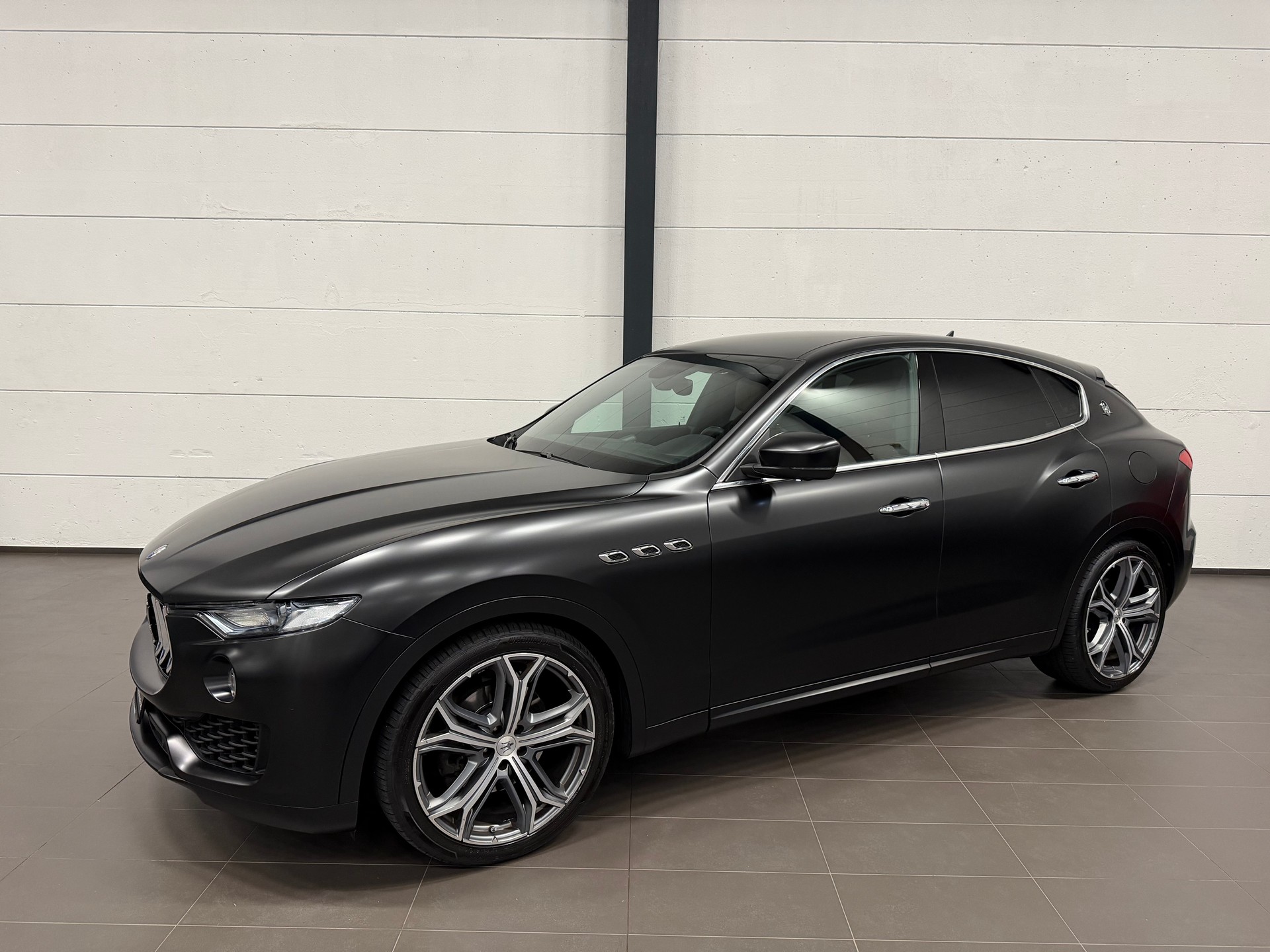 MASERATI Levante D 3.0V6 GranLusso Facelift Modell-image-2
