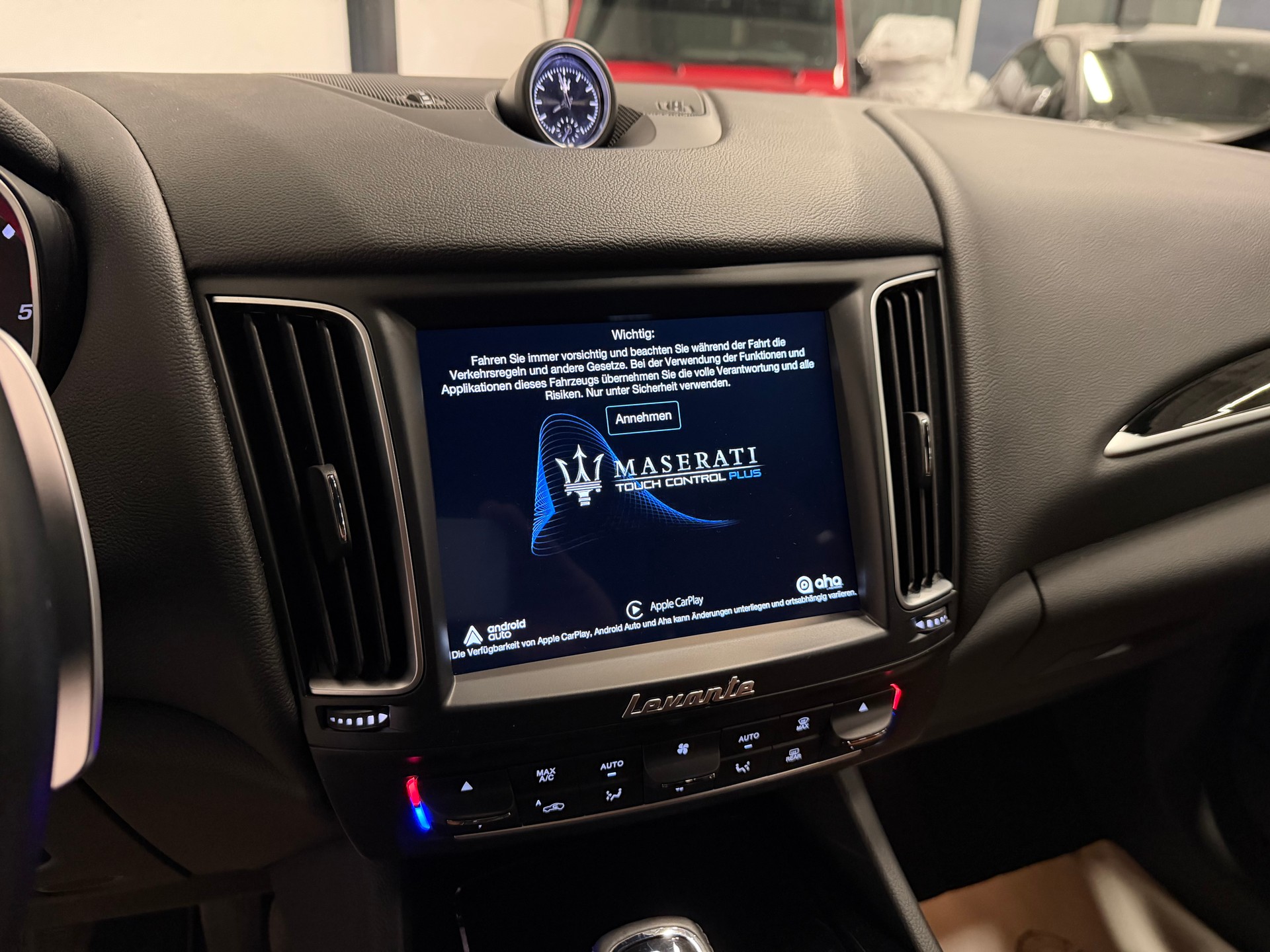 MASERATI Levante D 3.0V6 GranLusso Facelift Modell-image-26