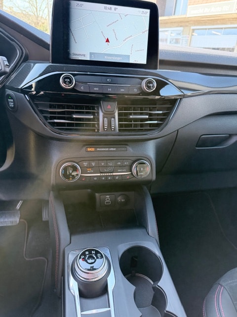 FORD Kuga 2.5 FHEV ST-Line 4WD-image-8