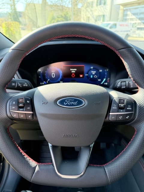 FORD Kuga 2.5 FHEV ST-Line 4WD-image-7