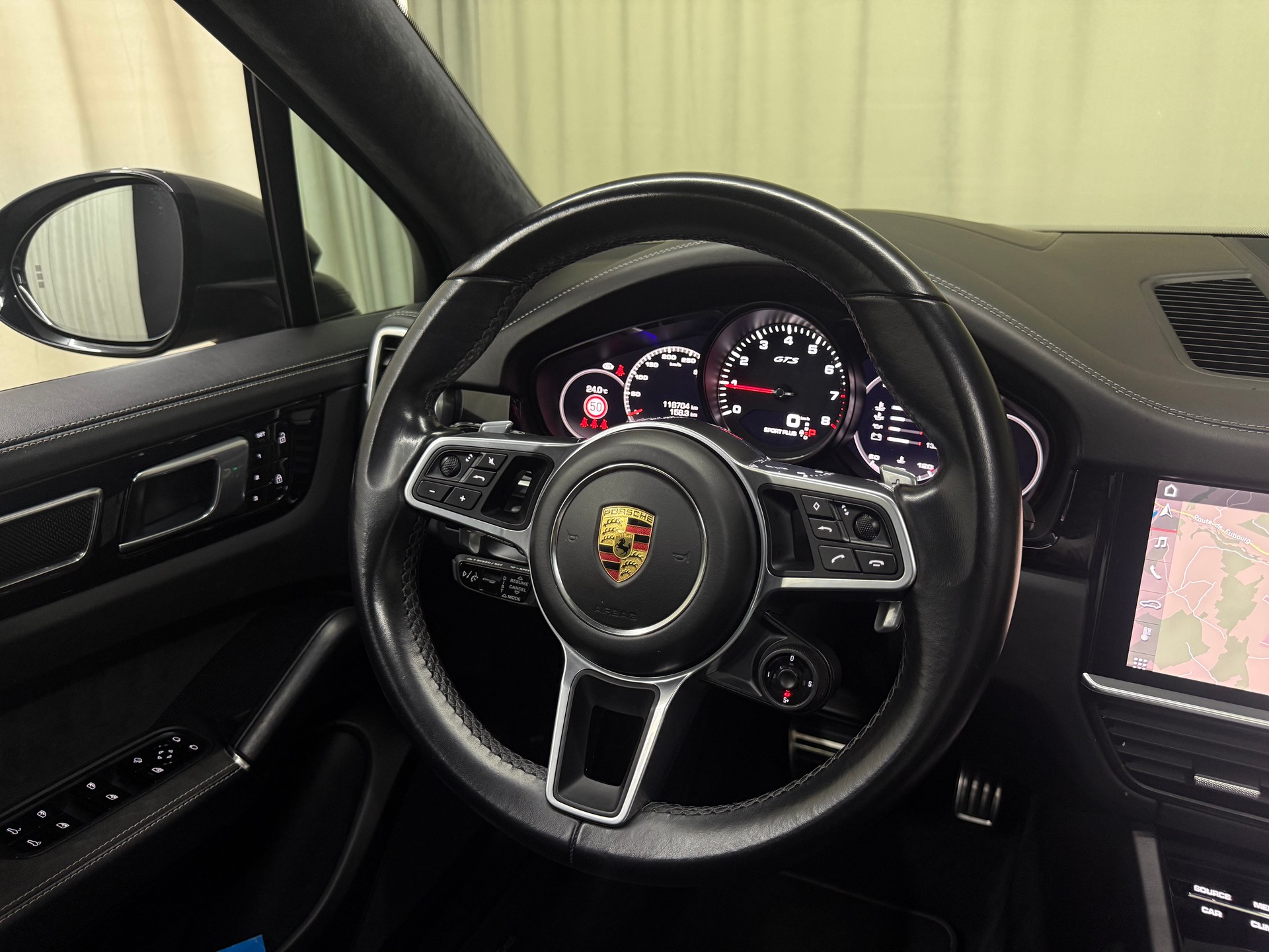 PORSCHE Cayenne GTS-image-11