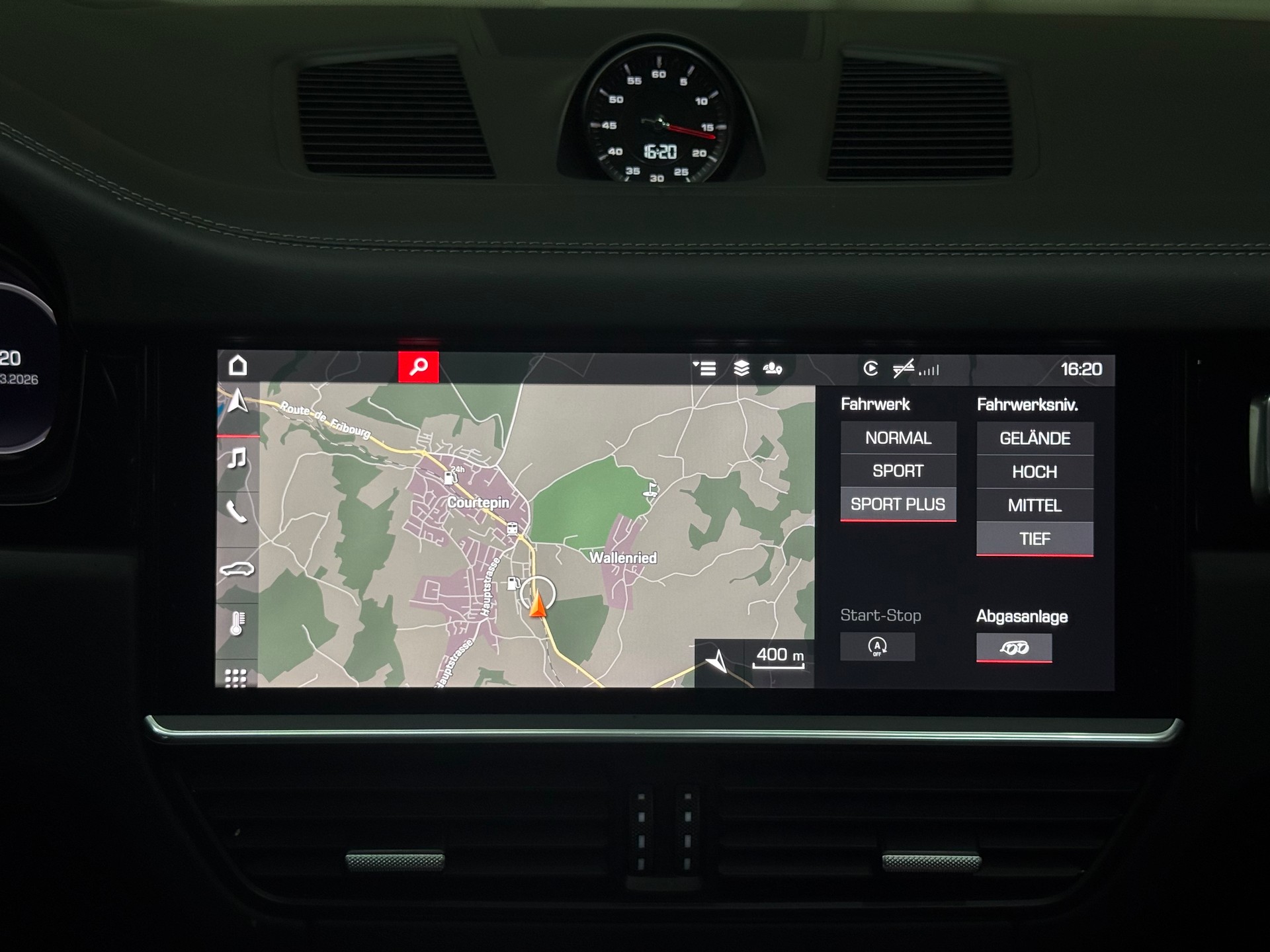 PORSCHE Cayenne GTS-image-12