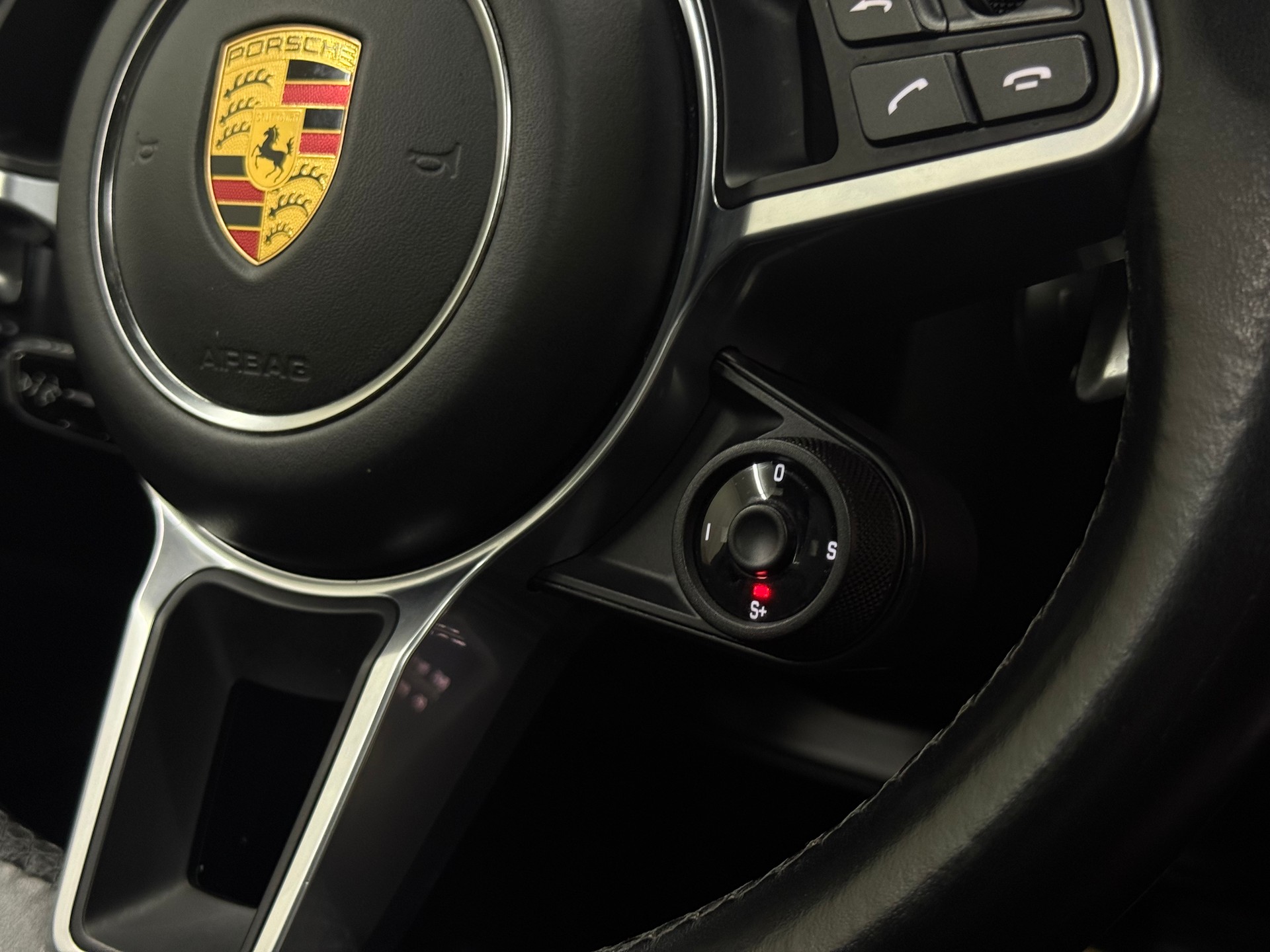 PORSCHE Cayenne GTS-image-15