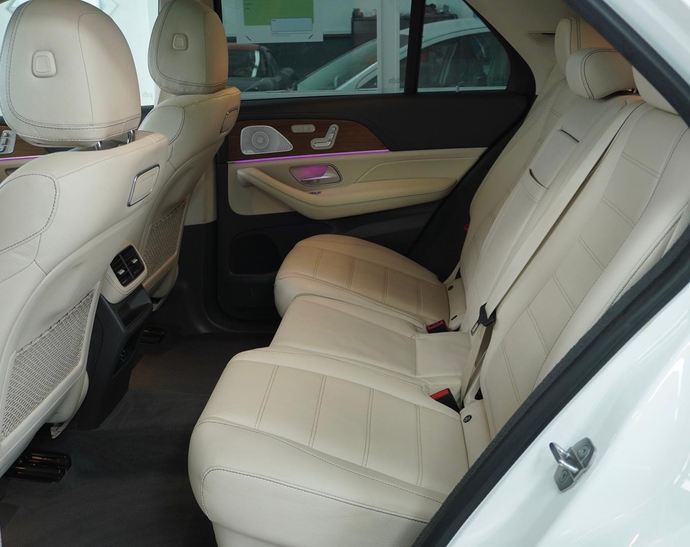 MERCEDES-BENZ GLE 450 4Matic AMG Line 9G-Tronic-image-4