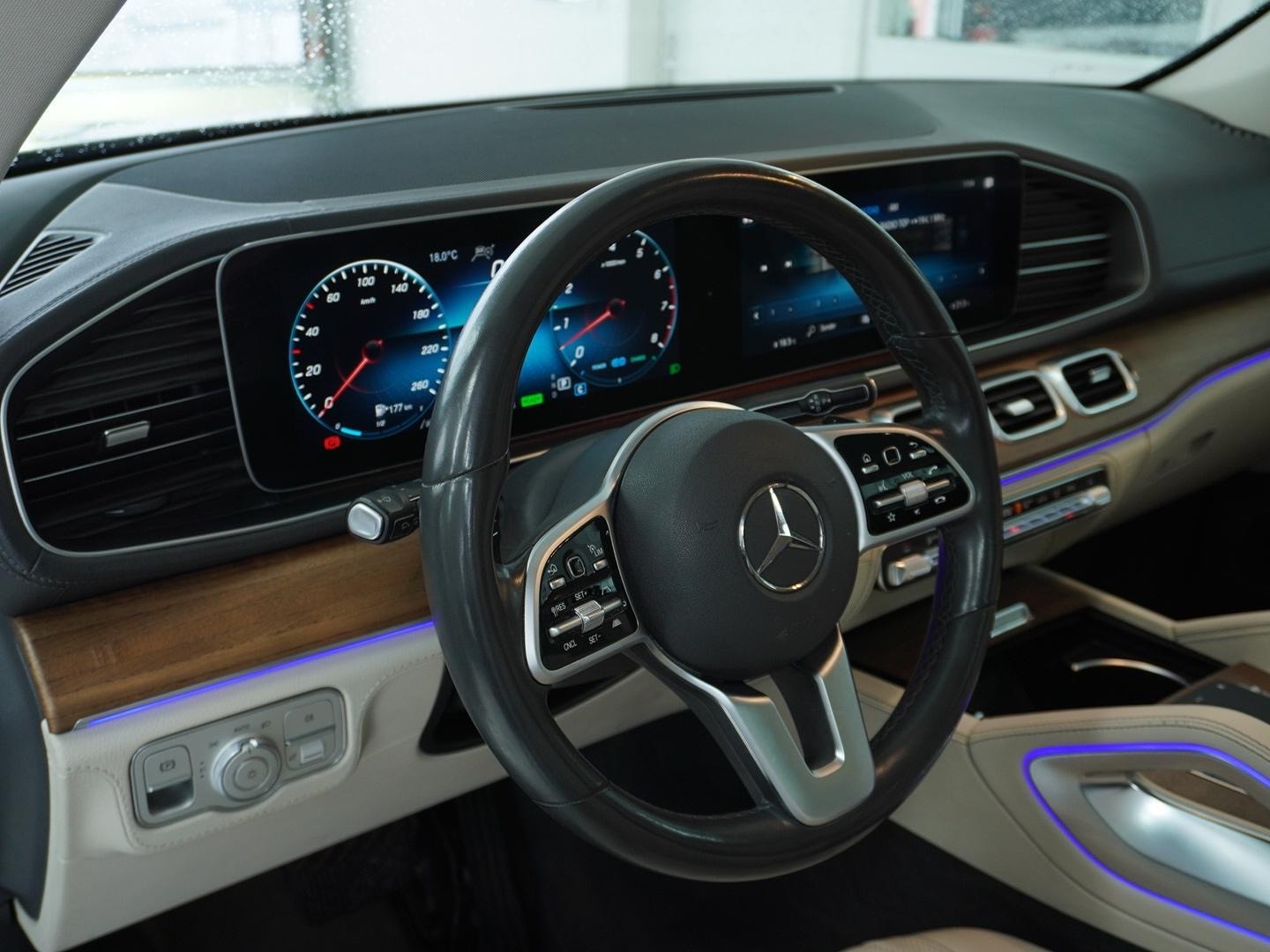 MERCEDES-BENZ GLE 450 4Matic AMG Line 9G-Tronic-image-2