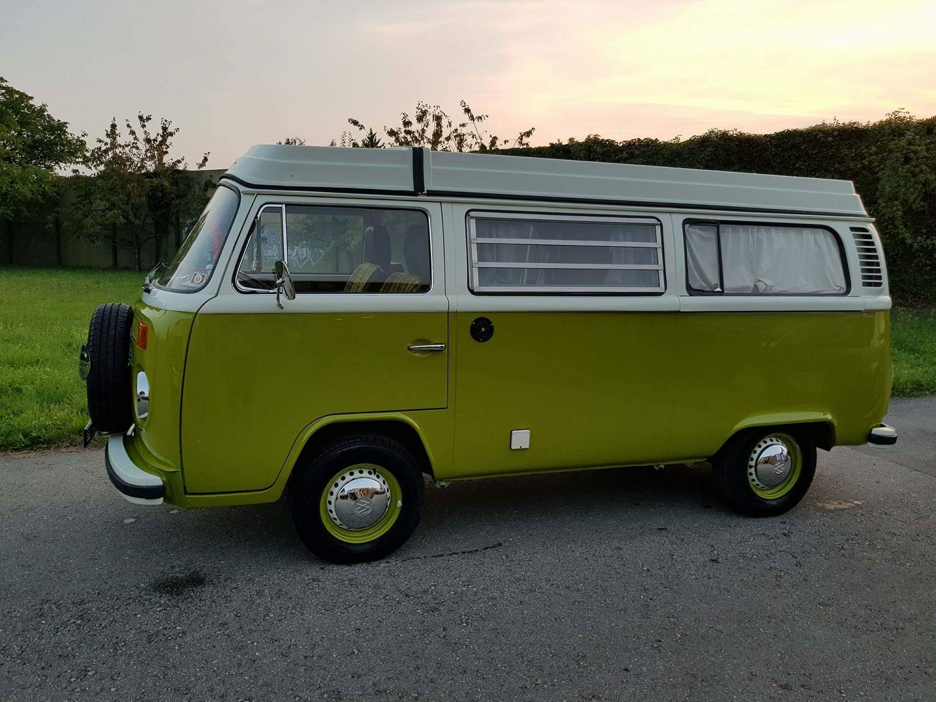 VW Campingbus Jg. 1974 mit Veteranenausweis-image-3