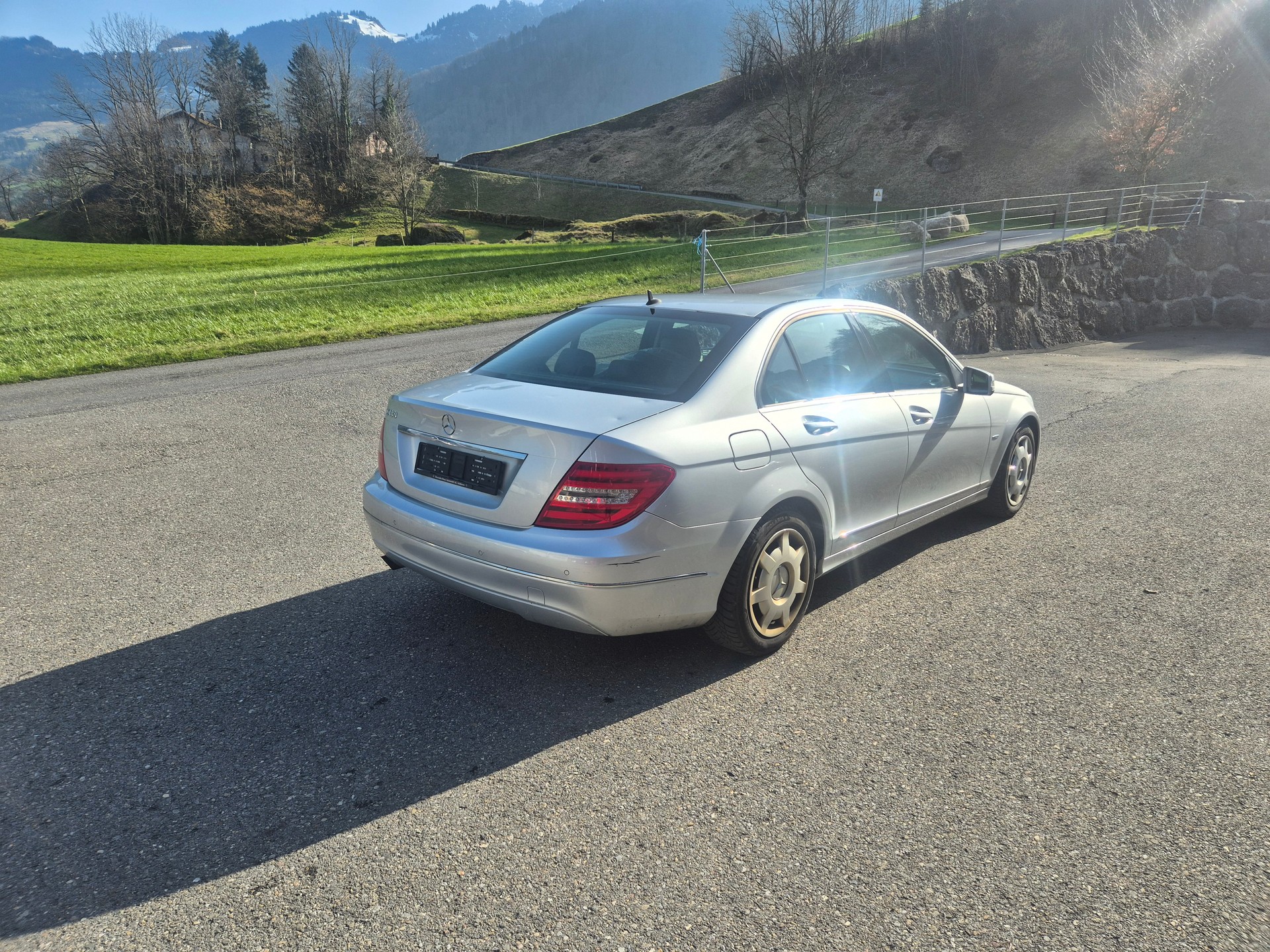 MERCEDES-BENZ C 180 BlueEfficiency 7G-Tronic-image-4