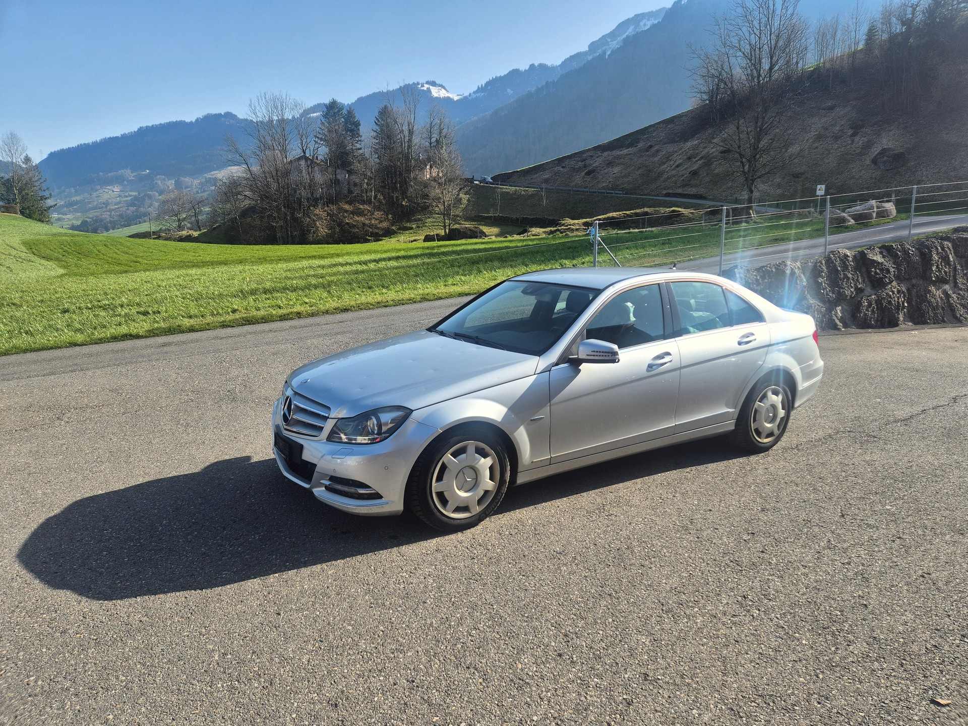 MERCEDES-BENZ C 180 BlueEfficiency 7G-Tronic-image-1