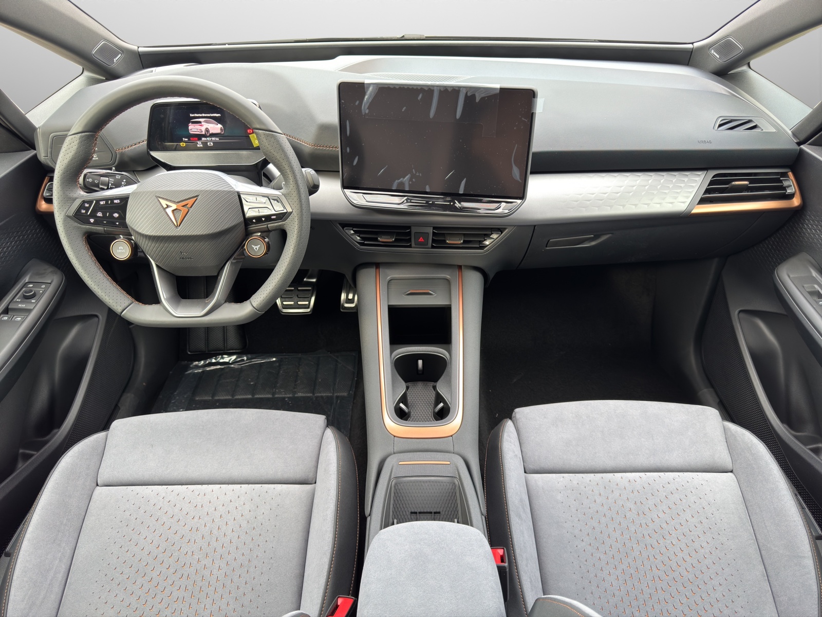 CUPRA Born 79 kWh e-Boost Adrenaline-image-6