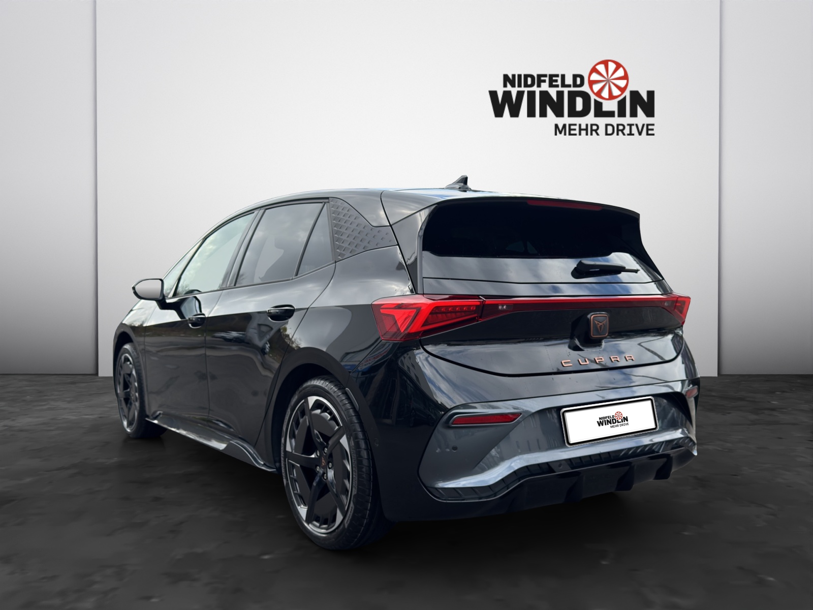 CUPRA Born 79 kWh e-Boost Adrenaline-image-3