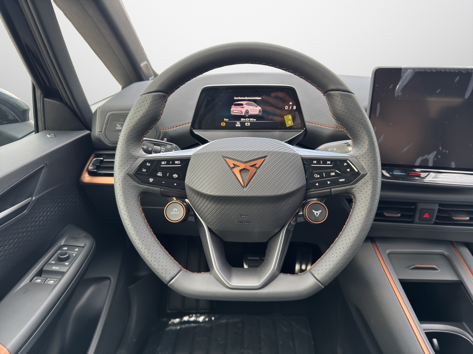 CUPRA Born 79 kWh e-Boost Adrenaline-image-5