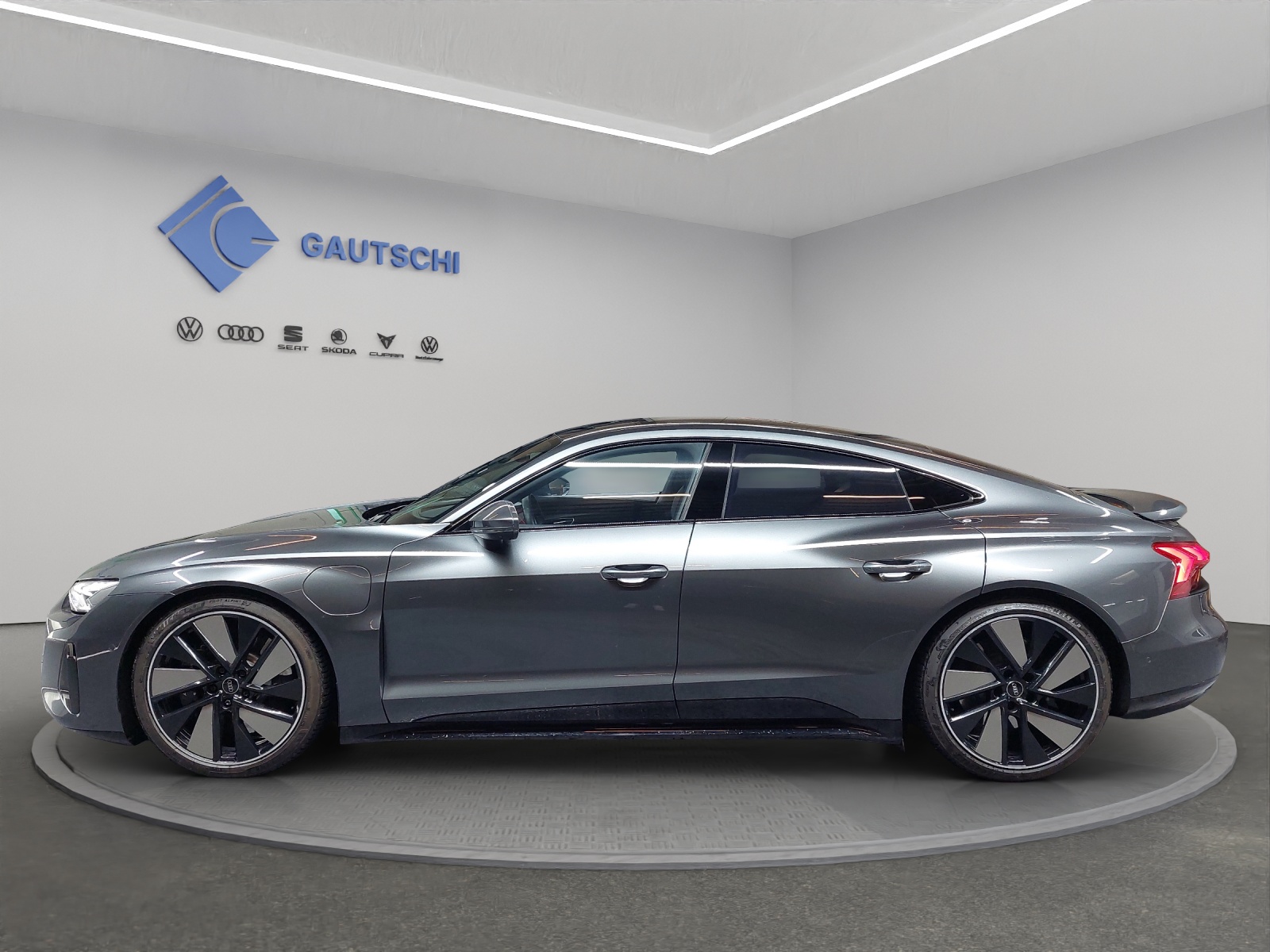 AUDI e-tron GT quattro-image-1