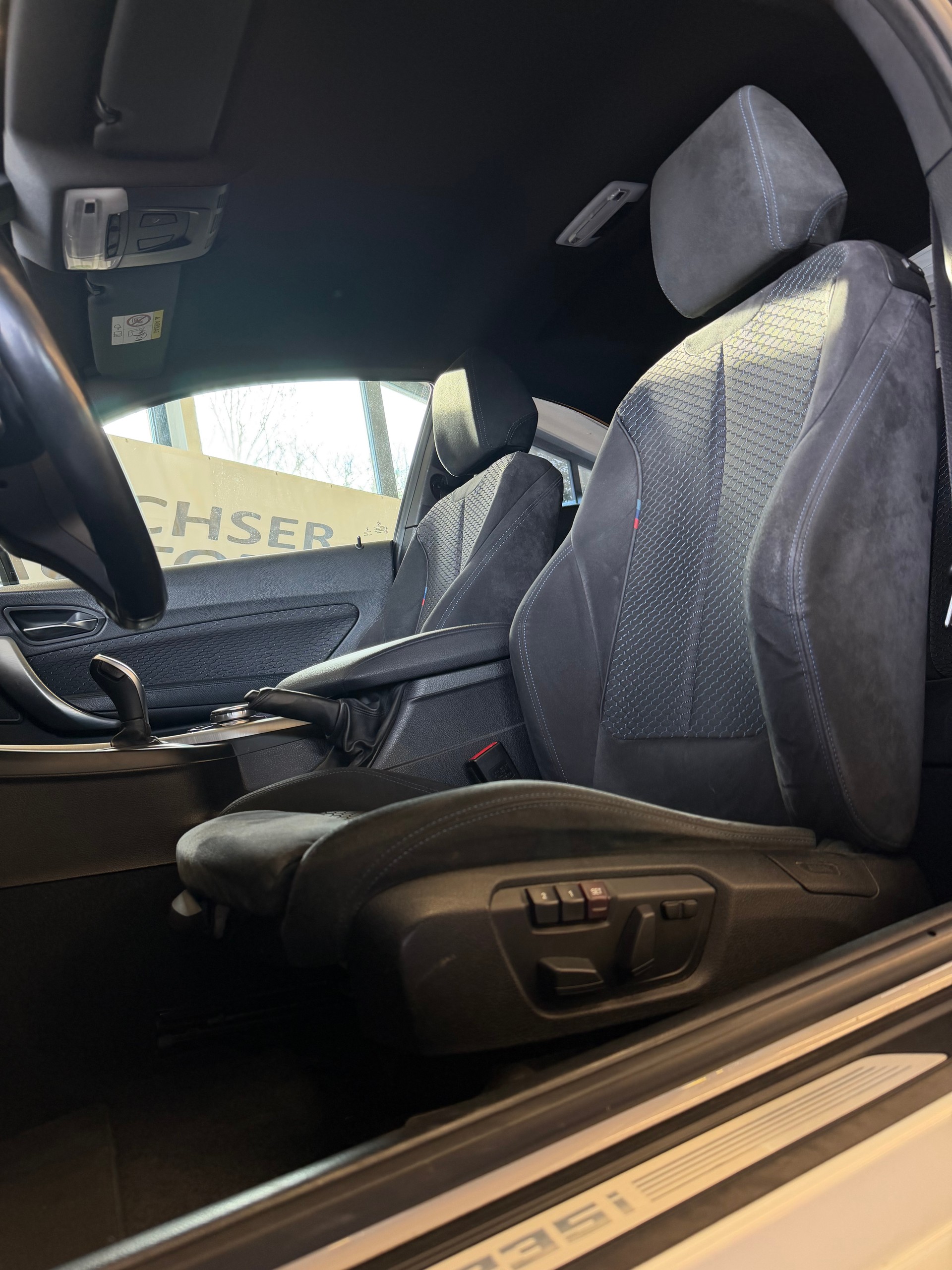 BMW M235i xDrive Coupé-image-6
