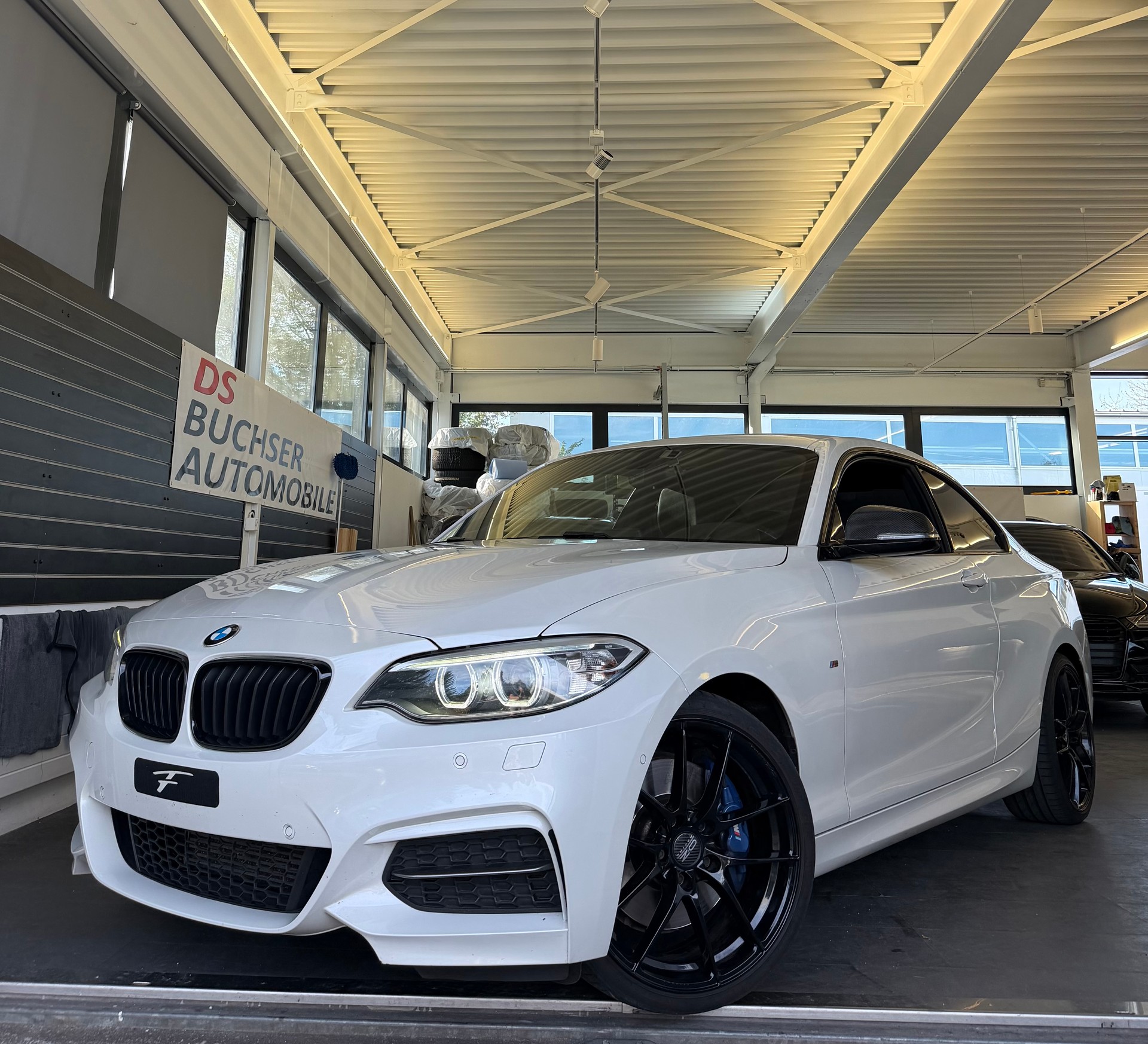 BMW M235i xDrive Coupé-image-0