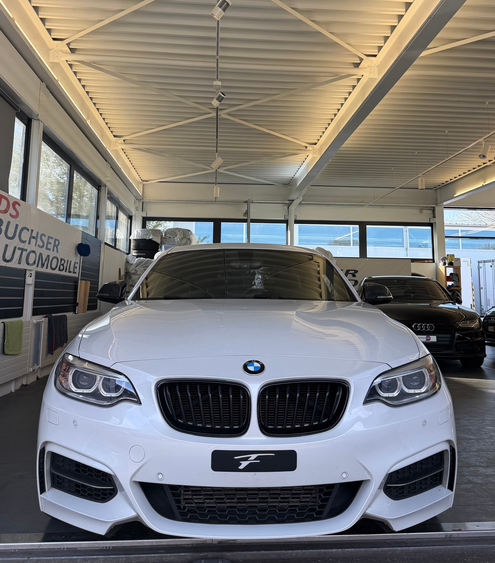 BMW M235i xDrive Coupé-image-2