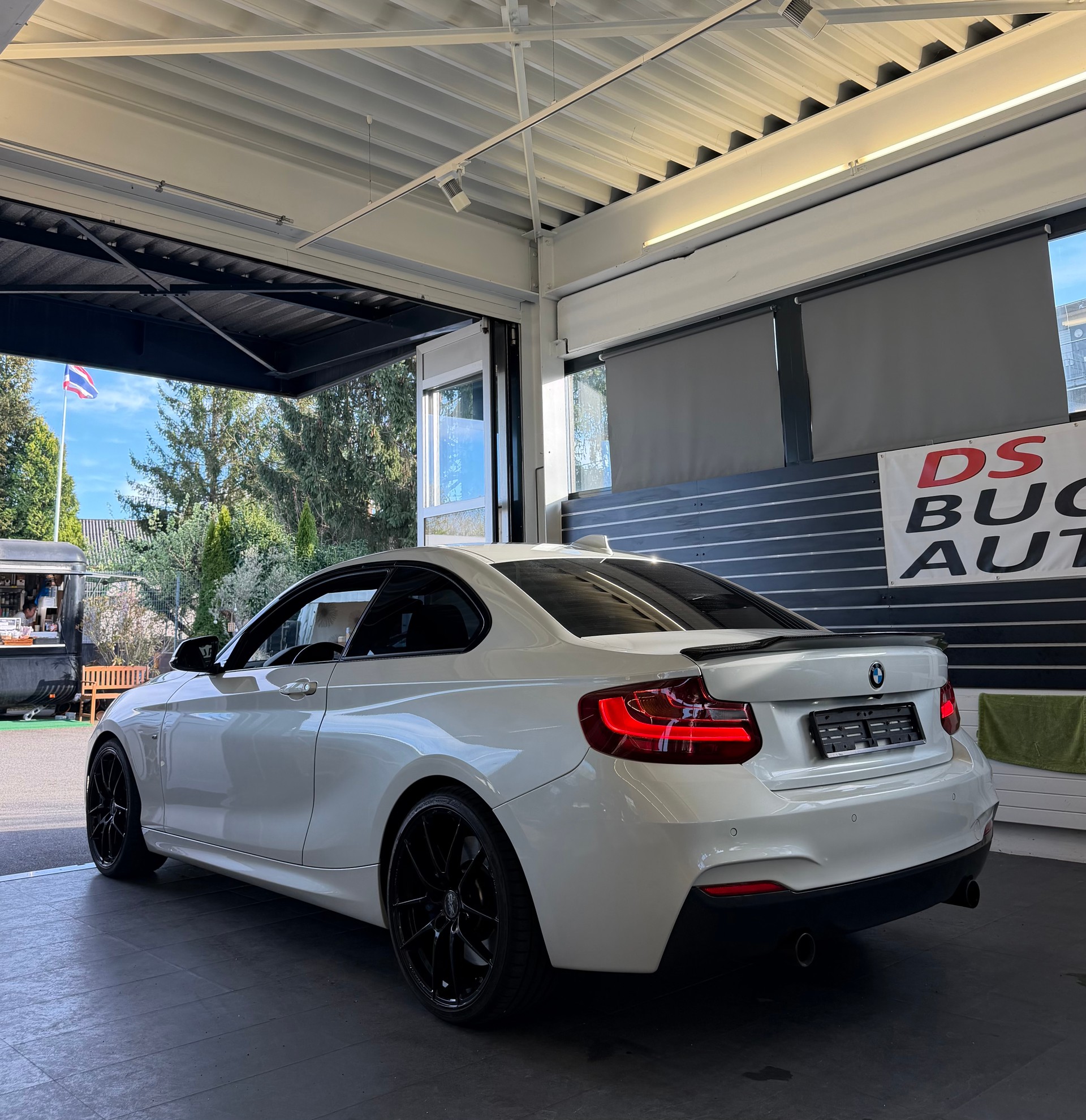BMW M235i xDrive Coupé-image-4