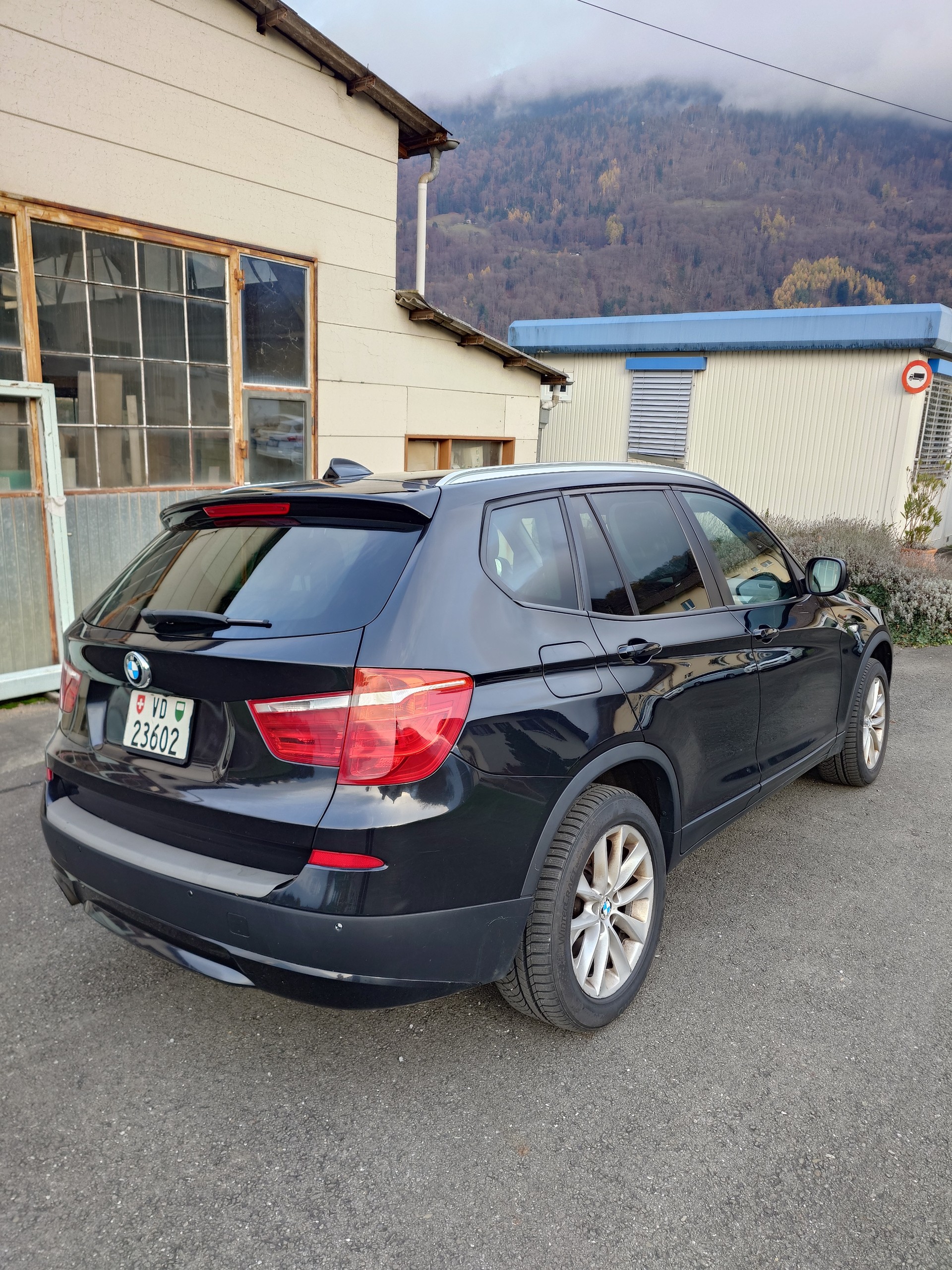 BMW X3 xDrive 35i Steptronic-image-3