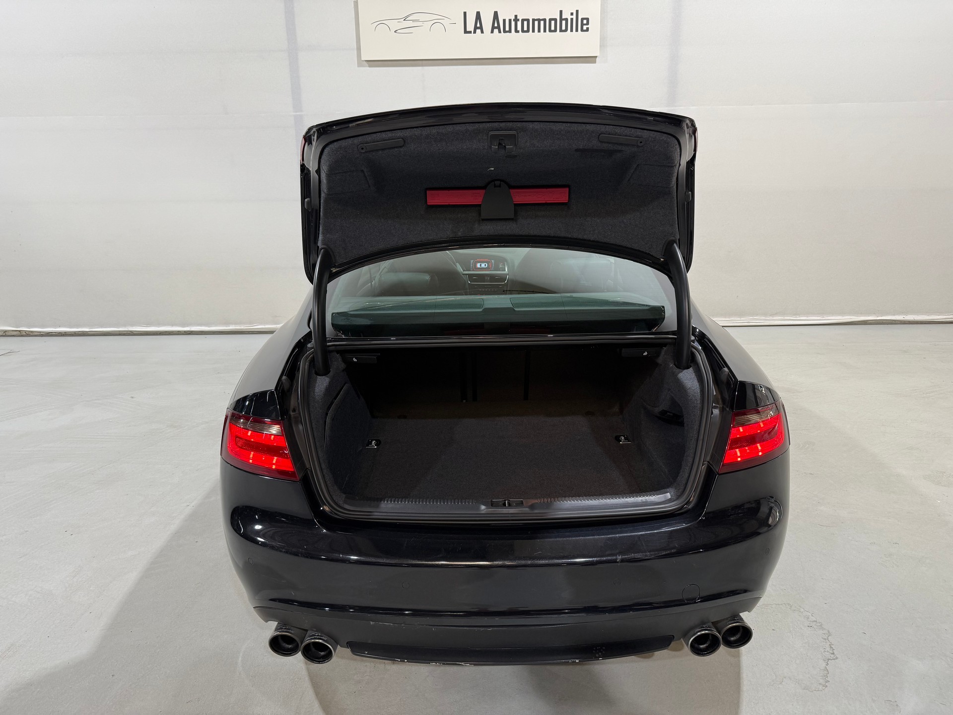 AUDI S5 Coupé 4.2 FSI quattro-image-10