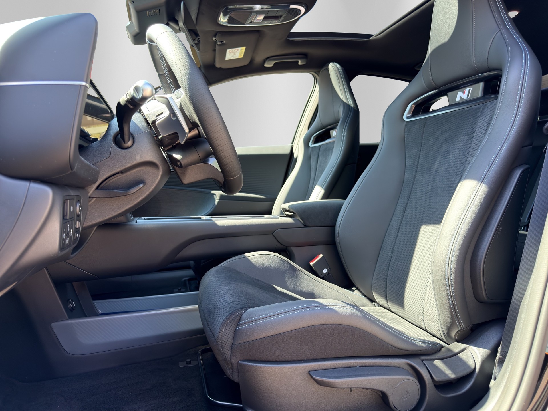 HYUNDAI Ioniq 6 84kWh N 4WD-image-11