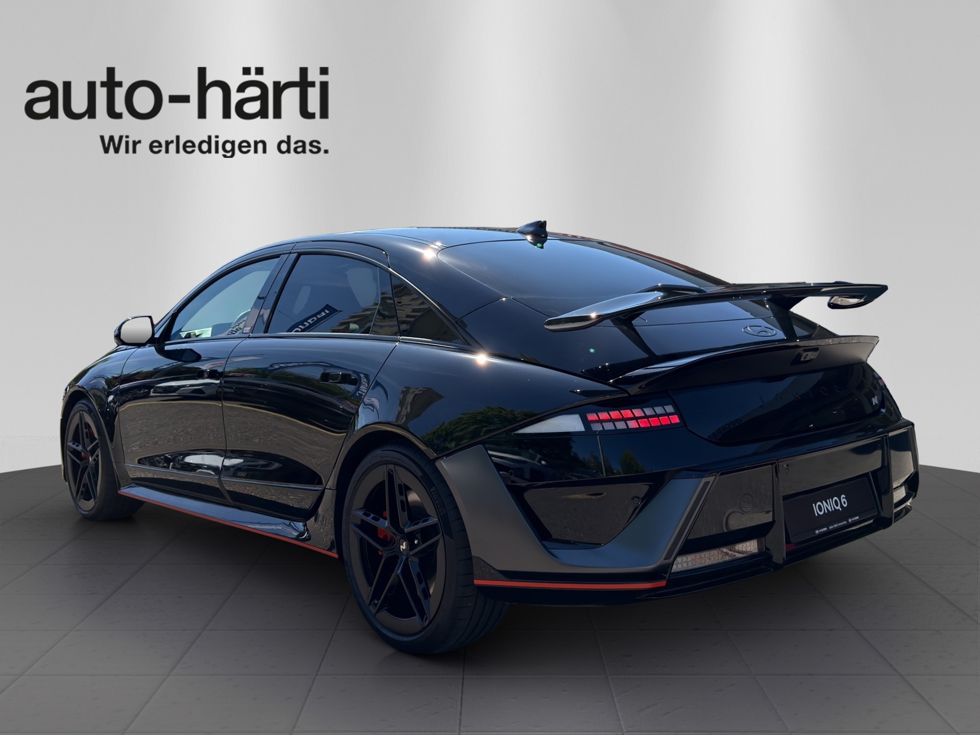 HYUNDAI Ioniq 6 84kWh N 4WD-image-2