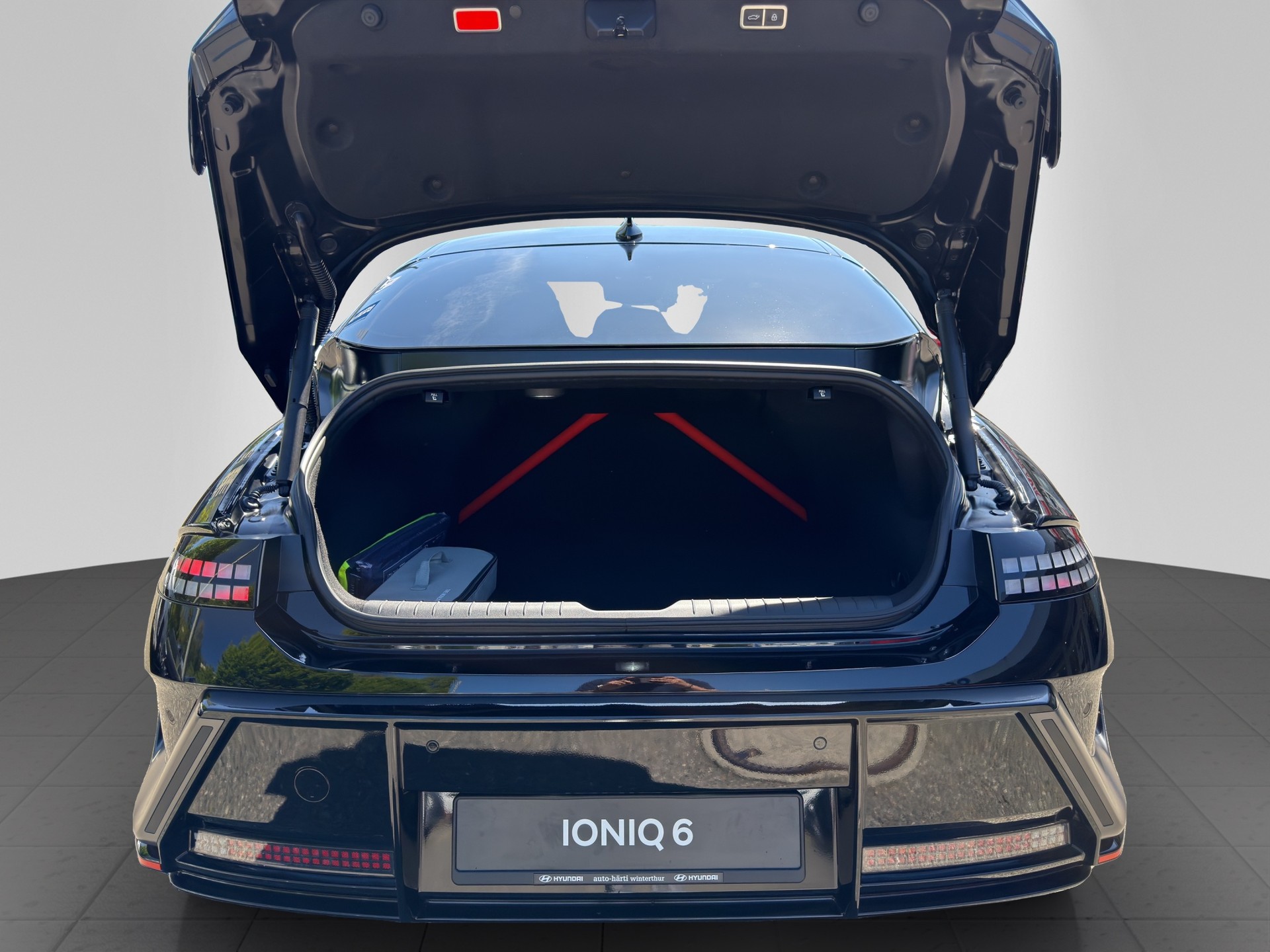 HYUNDAI Ioniq 6 84kWh N 4WD-image-8
