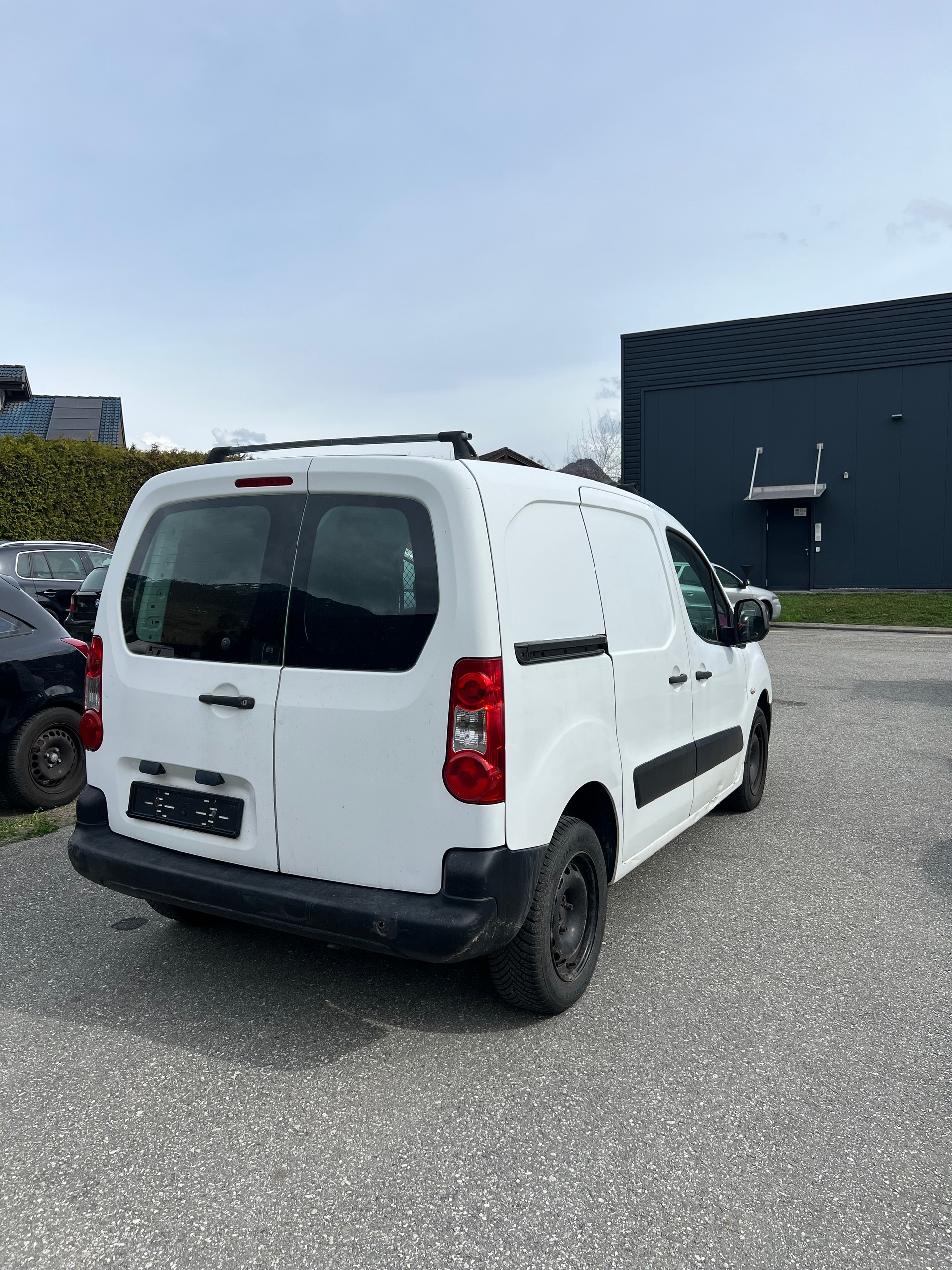 CITROEN Berlingo 1.6 HDi 600 Komfort (Confort)-image-3