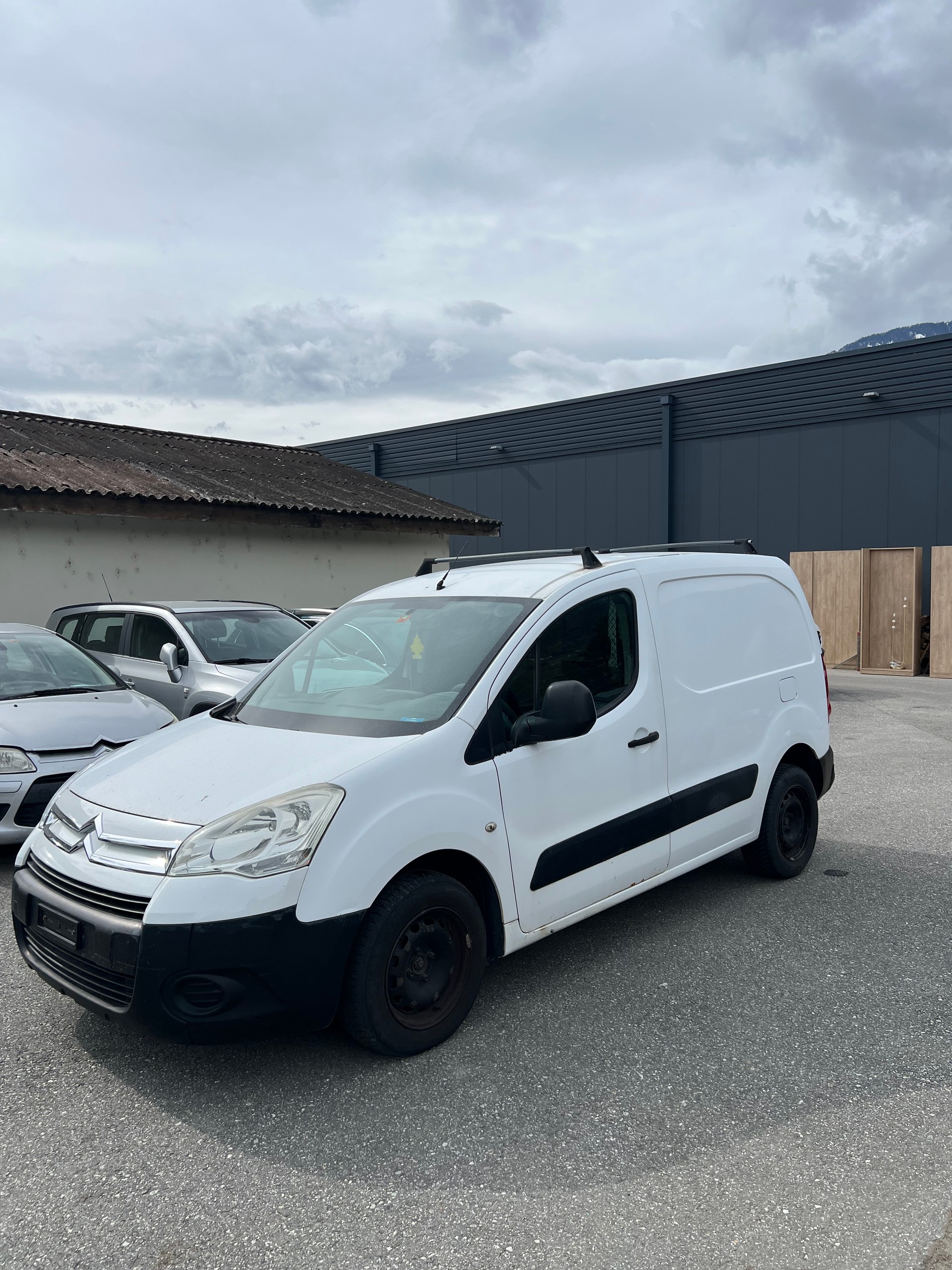 CITROEN Berlingo 1.6 HDi 600 Komfort (Confort)-image-5