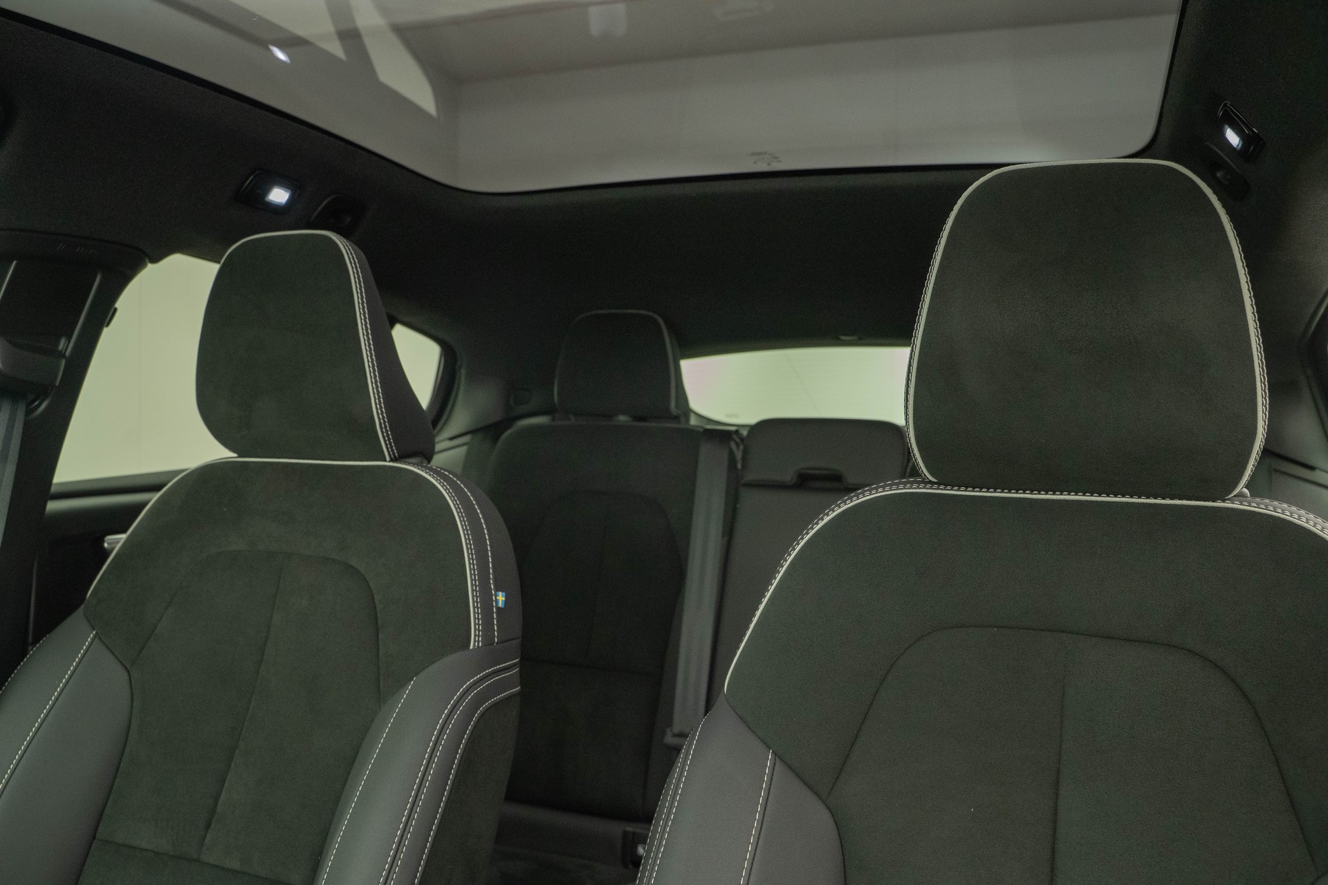 VOLVO C40 P8 Twin Recharge Ultimate AWD-image-9